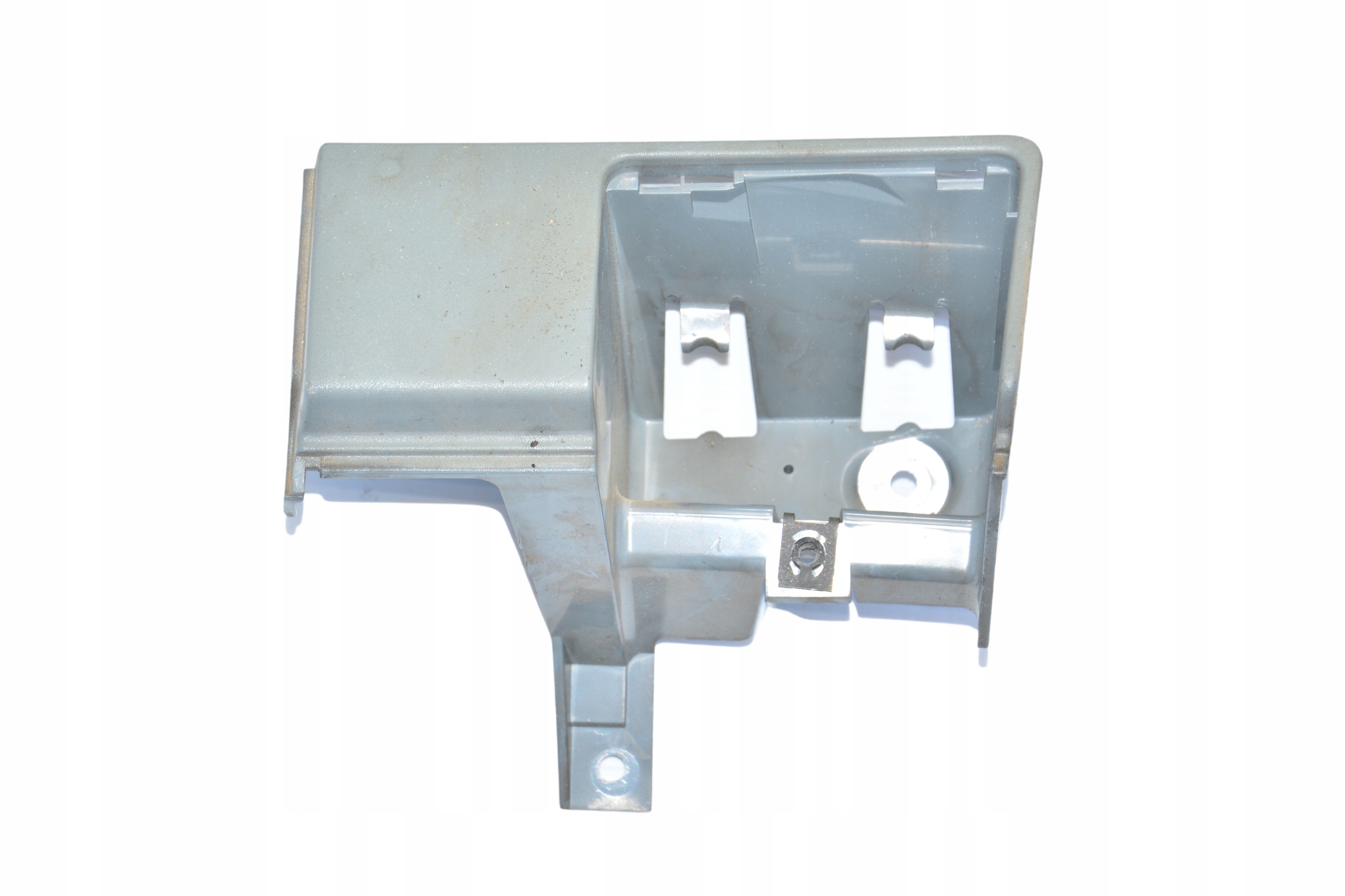 IVECO DAILY 06-09 MOCOWANIE UCHWYTU NA NAPOJE PRAW