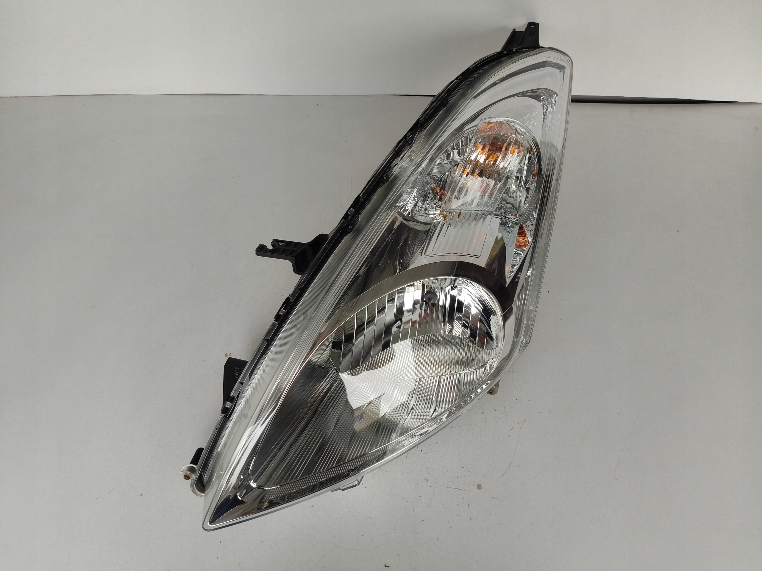 light left REFLEKTOR SUZUKI SWIFT MK7 10