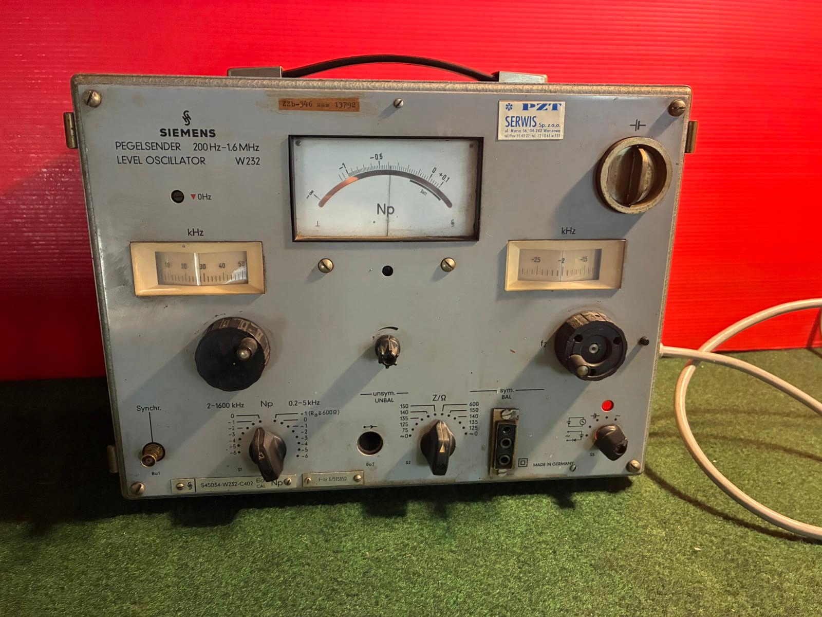 SIEMENS W232 Pegelsender Level Oscillator 200Hz-1.6MHz generator