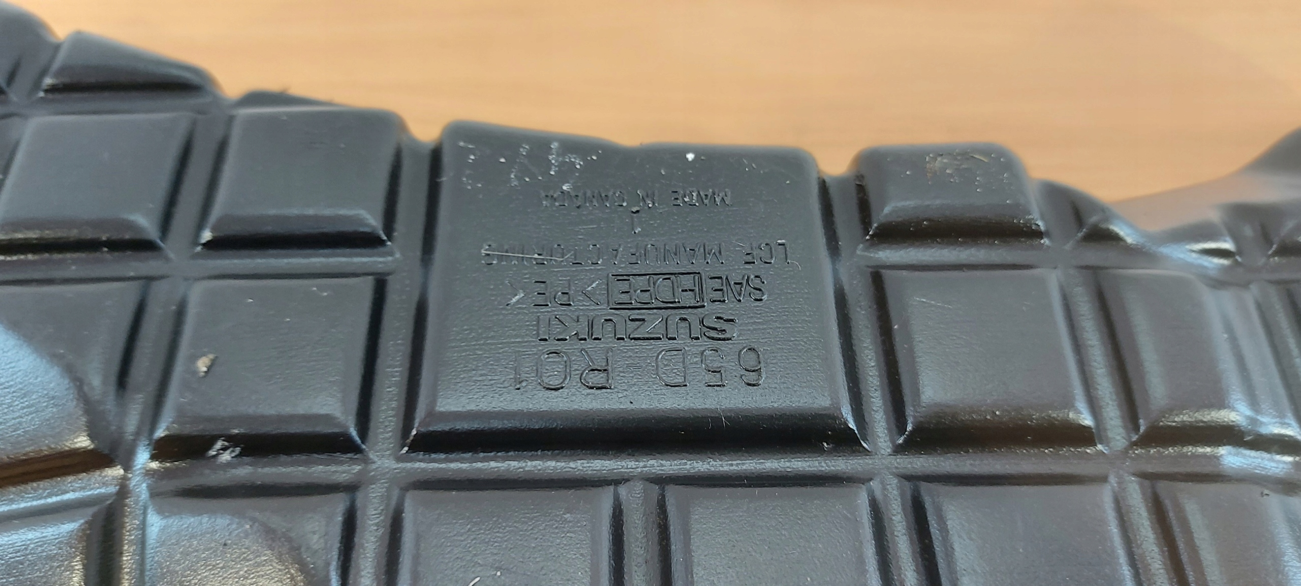 SUZUKI GRAND VITARA 98-05 ROK REZONATOR LUFT
