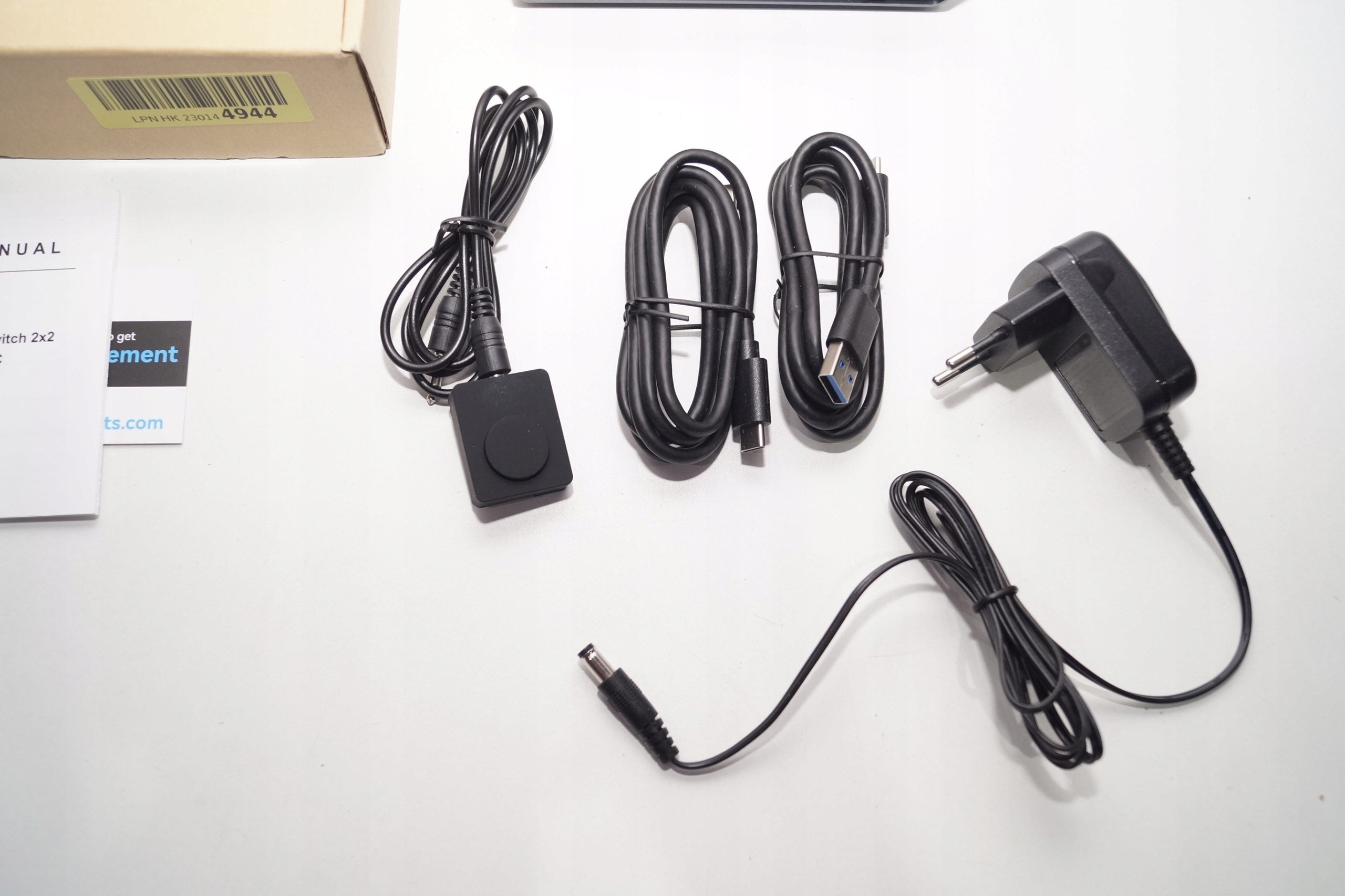 4733 PRZEŁACZNIK 4K HDMI KVM SWITCH USB 3.0 TYPU-C HDMI 2.0 2X2 2 MINITORY Kod producenta 4k60hz