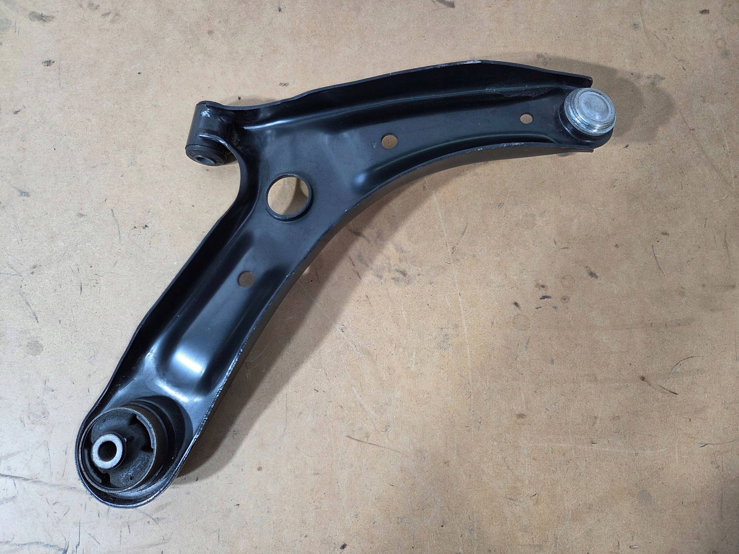 Hyundai i10 III 2024r arm front left 54500K7100 (Q819)