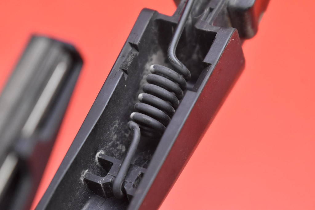 wiper arm front EU TOYOTA AURIS 2 II 12-15