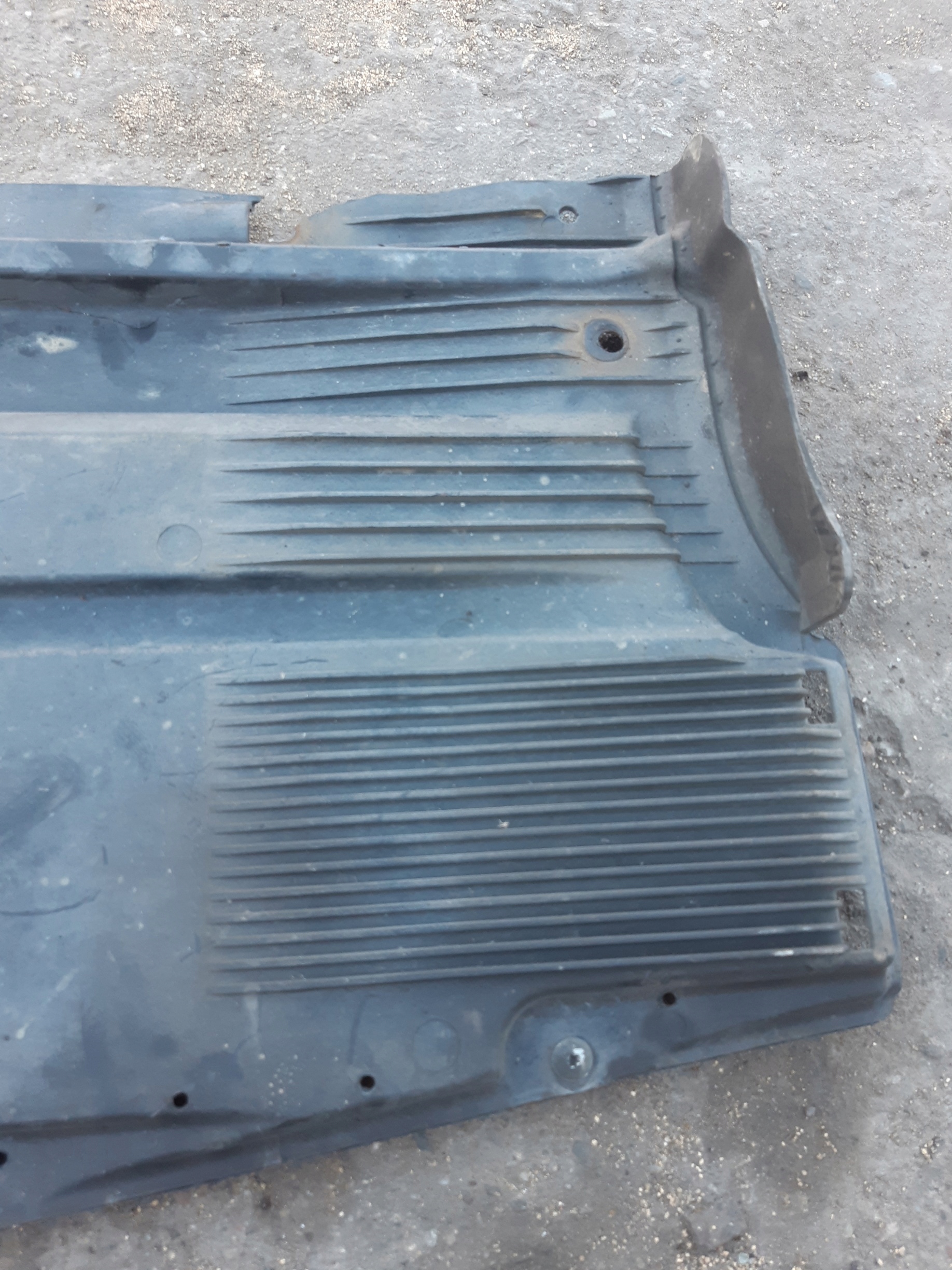 AUDI A4 B8 cover chassis cover left 8K0825215H