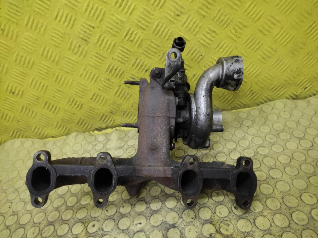 VW POLO IV 1.9 TDI turbo 038253016