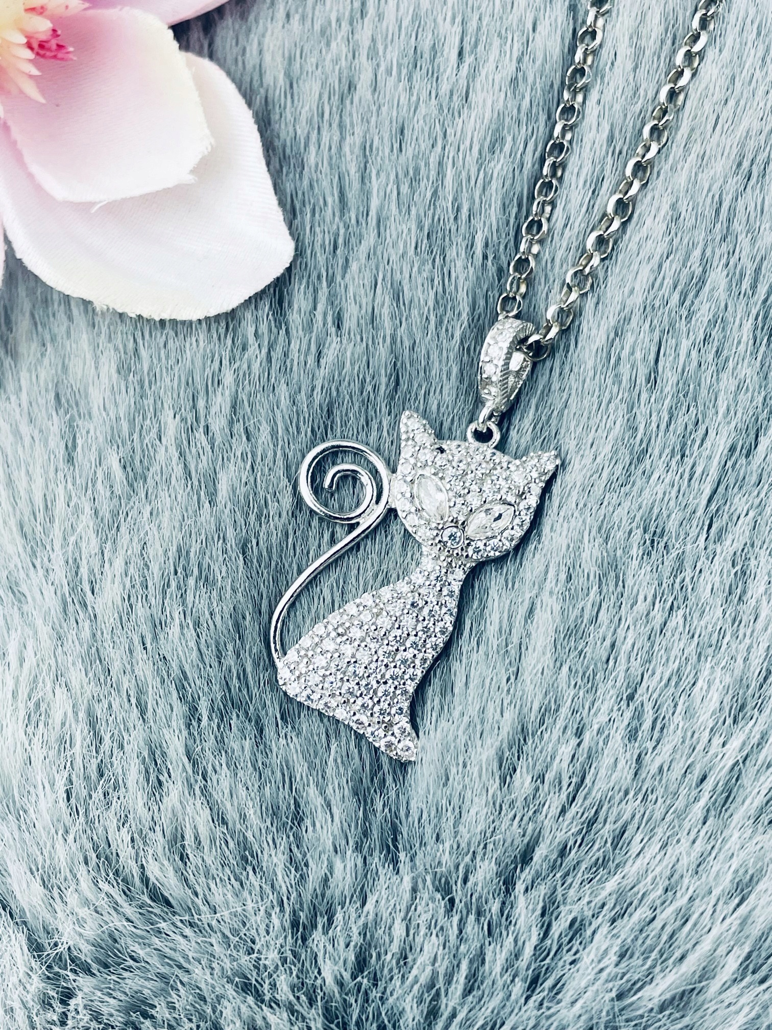 Kočka Stříbrný náhrdelník s zirkony