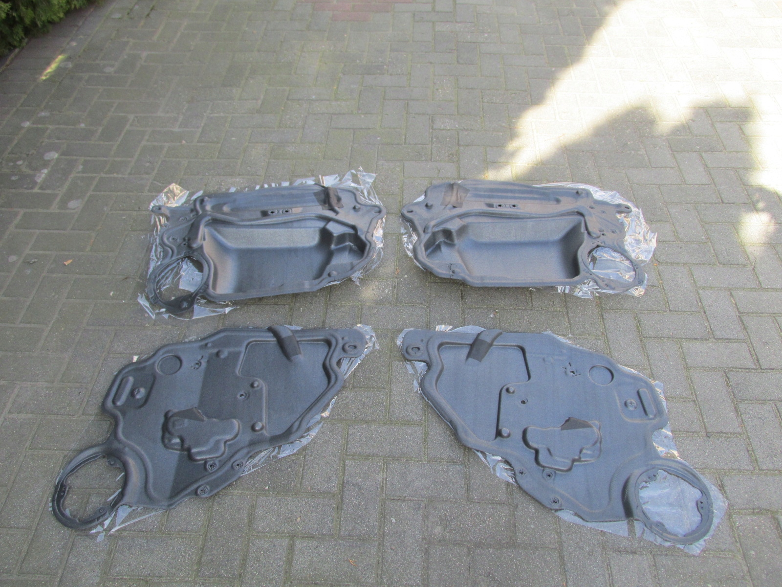 WYGŁUSZENIE DRZWI PRZÓD TYŁ C-MAX MK2 GRAND