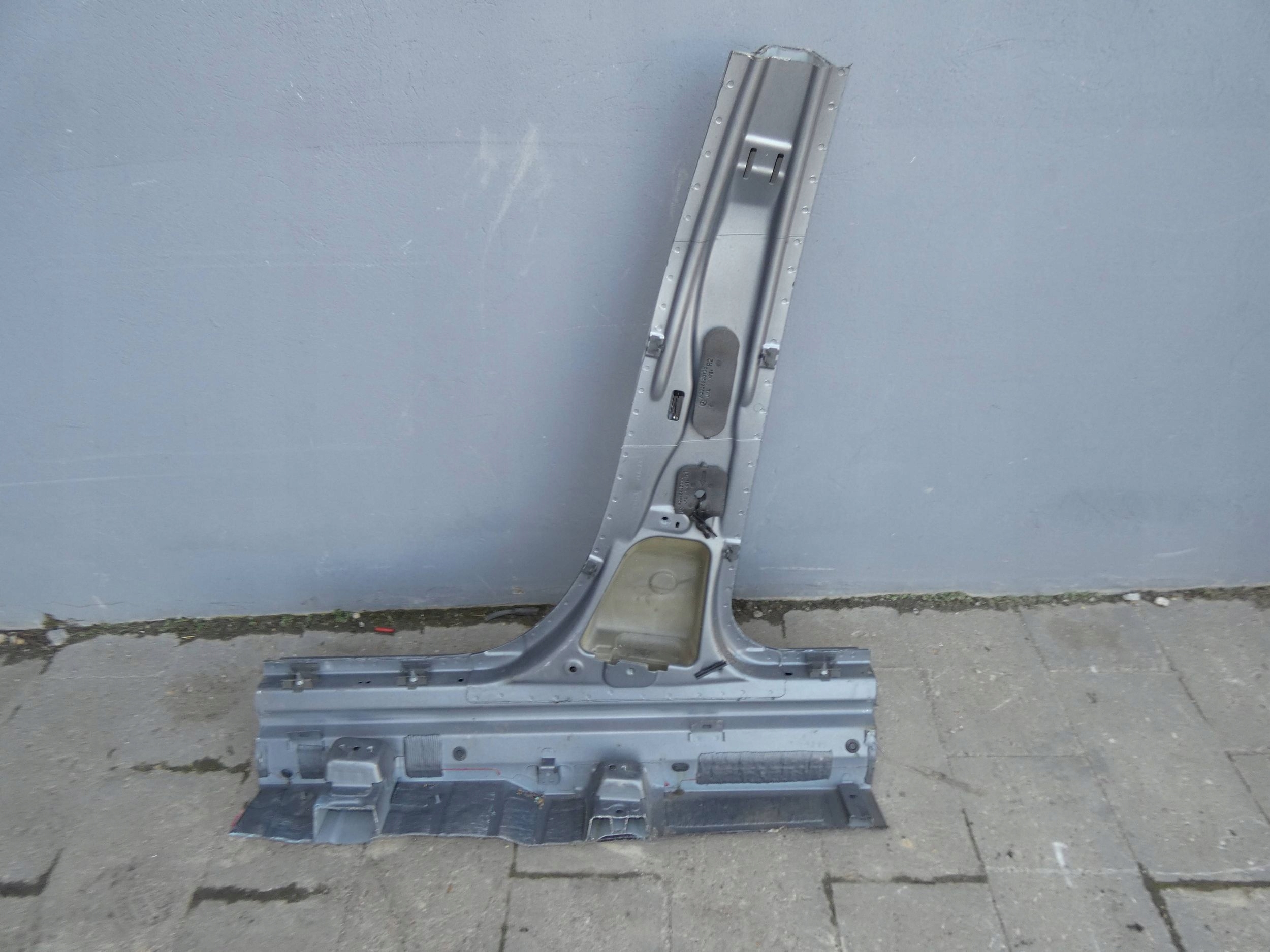 MERCEDES S KLASA W222 pillar central right quarter right