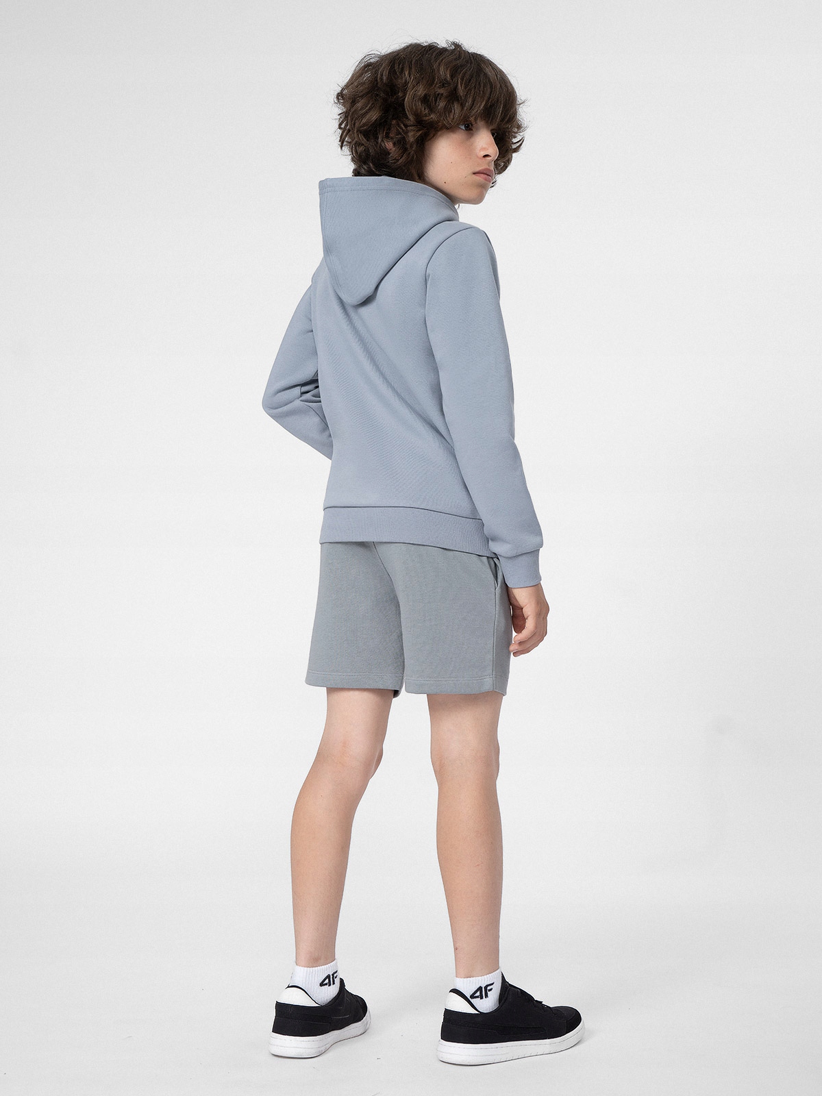 SPODENKI CHŁOPIĘCE 4F DRESOWE SZORTY TSHOM048 158 Kod producenta 4FJSS23TSHOM048-34S