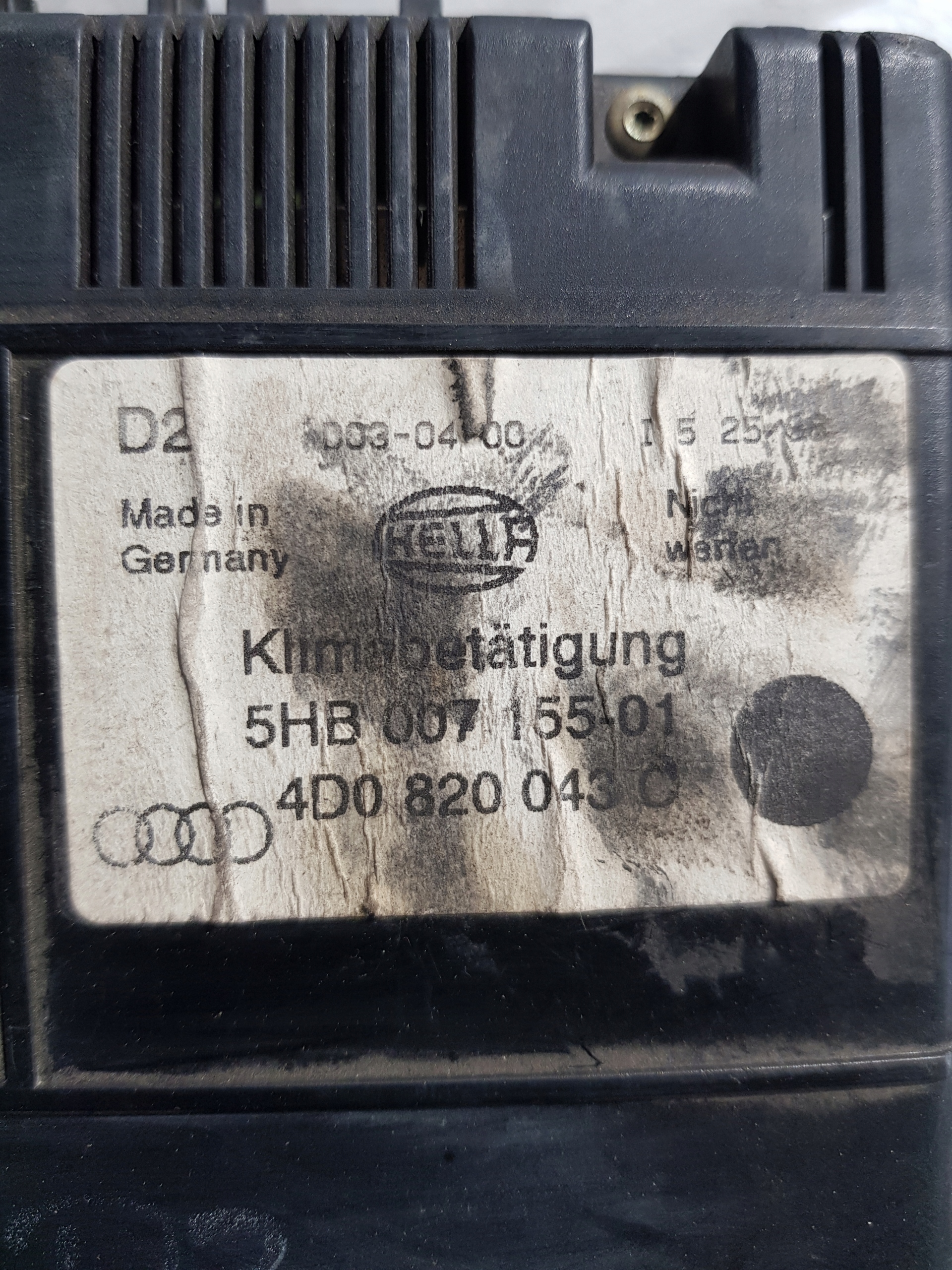 Panel klimatizaci klími Audi A8D2 OE 4D0820043C