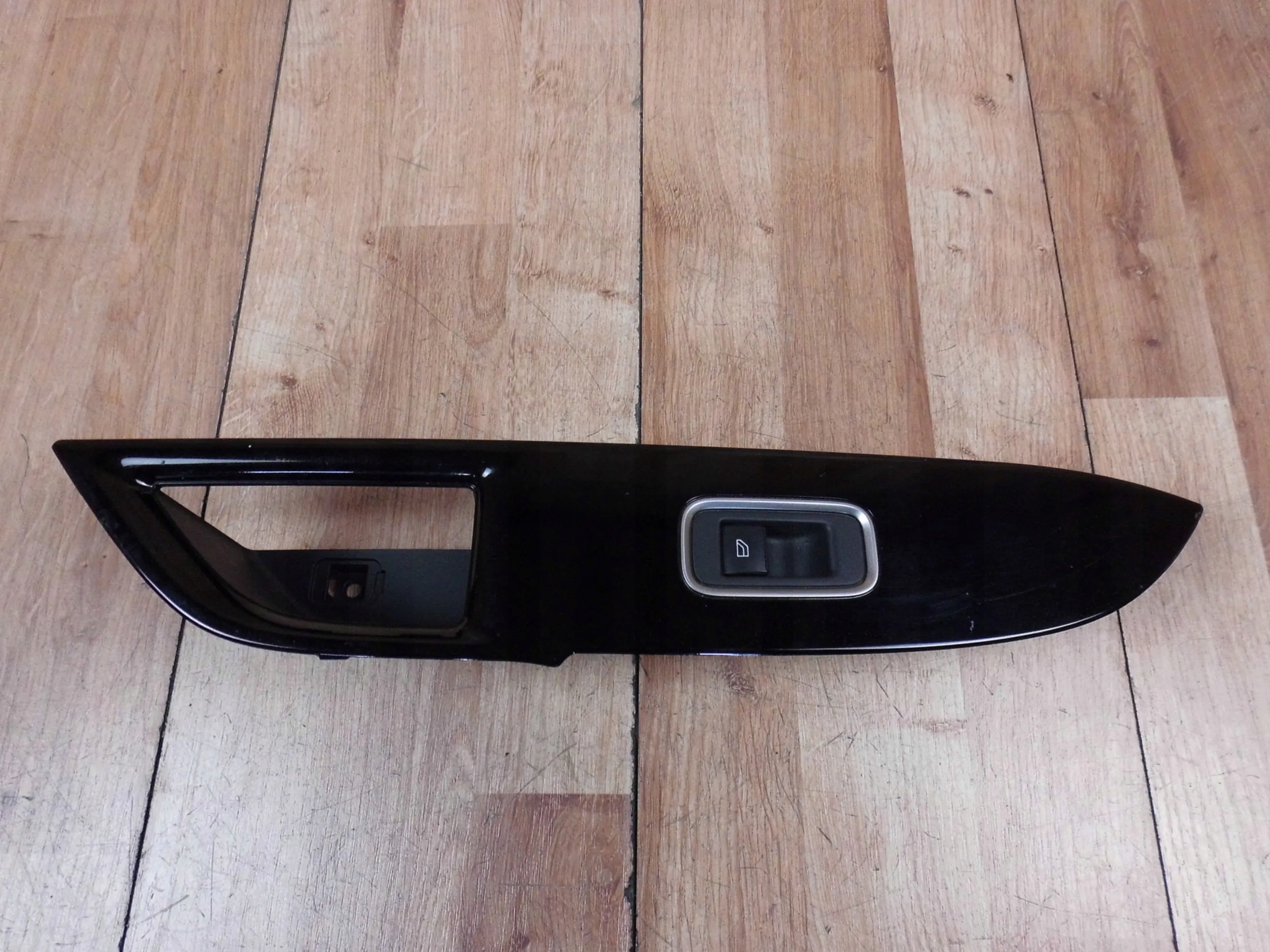 Mitsubishi Outlander III panel window control switch front right
