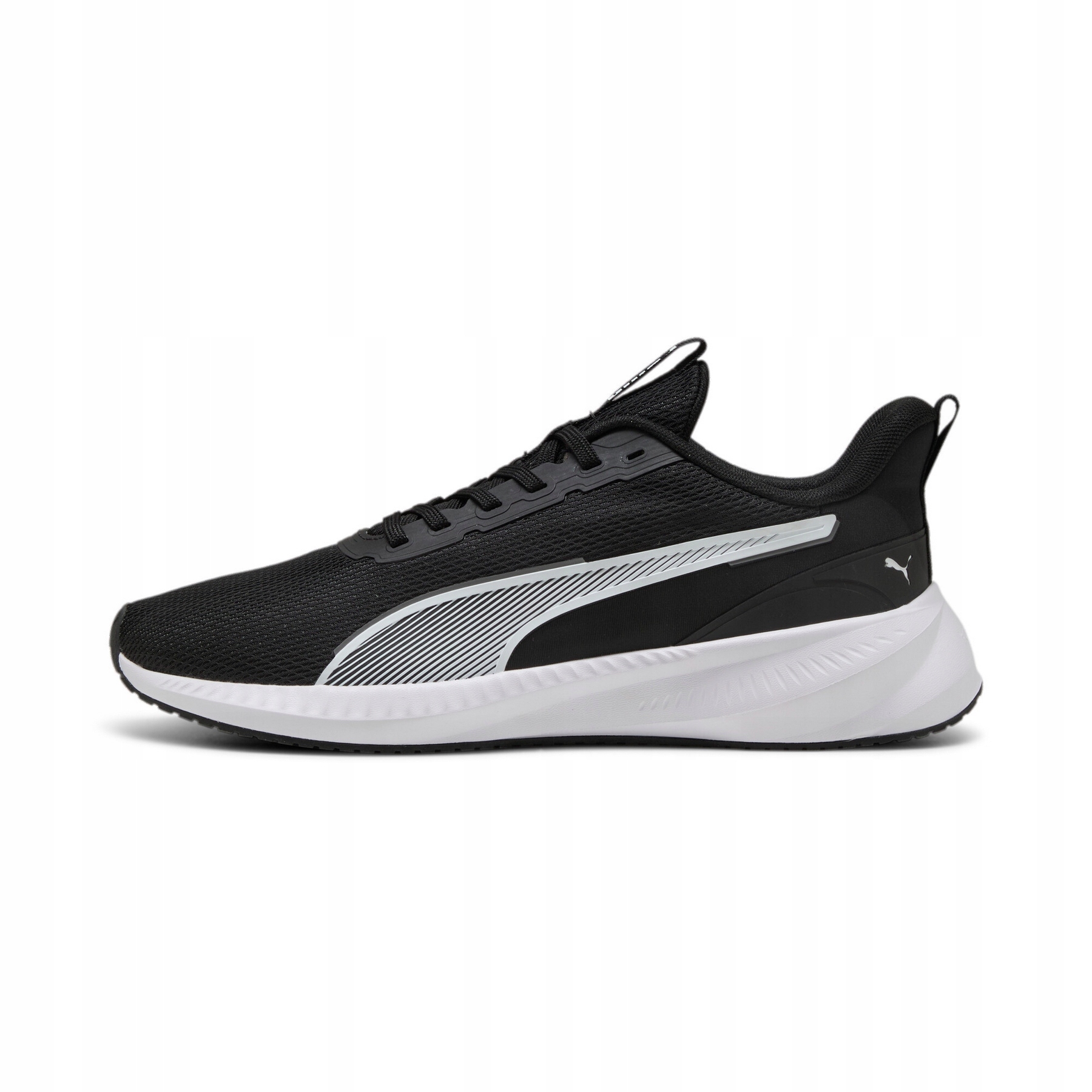 Boty Puma Flyer Lite 310797 01 velikost 42 Černá bílá