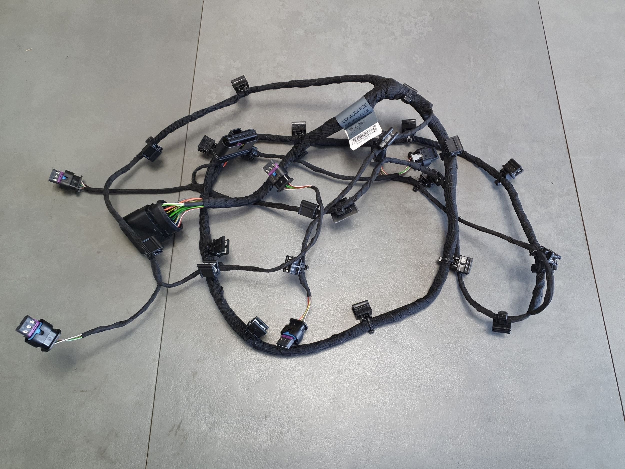 Audi A3 8Y lift bundle of a bumper front PDC 8Y0971085EB