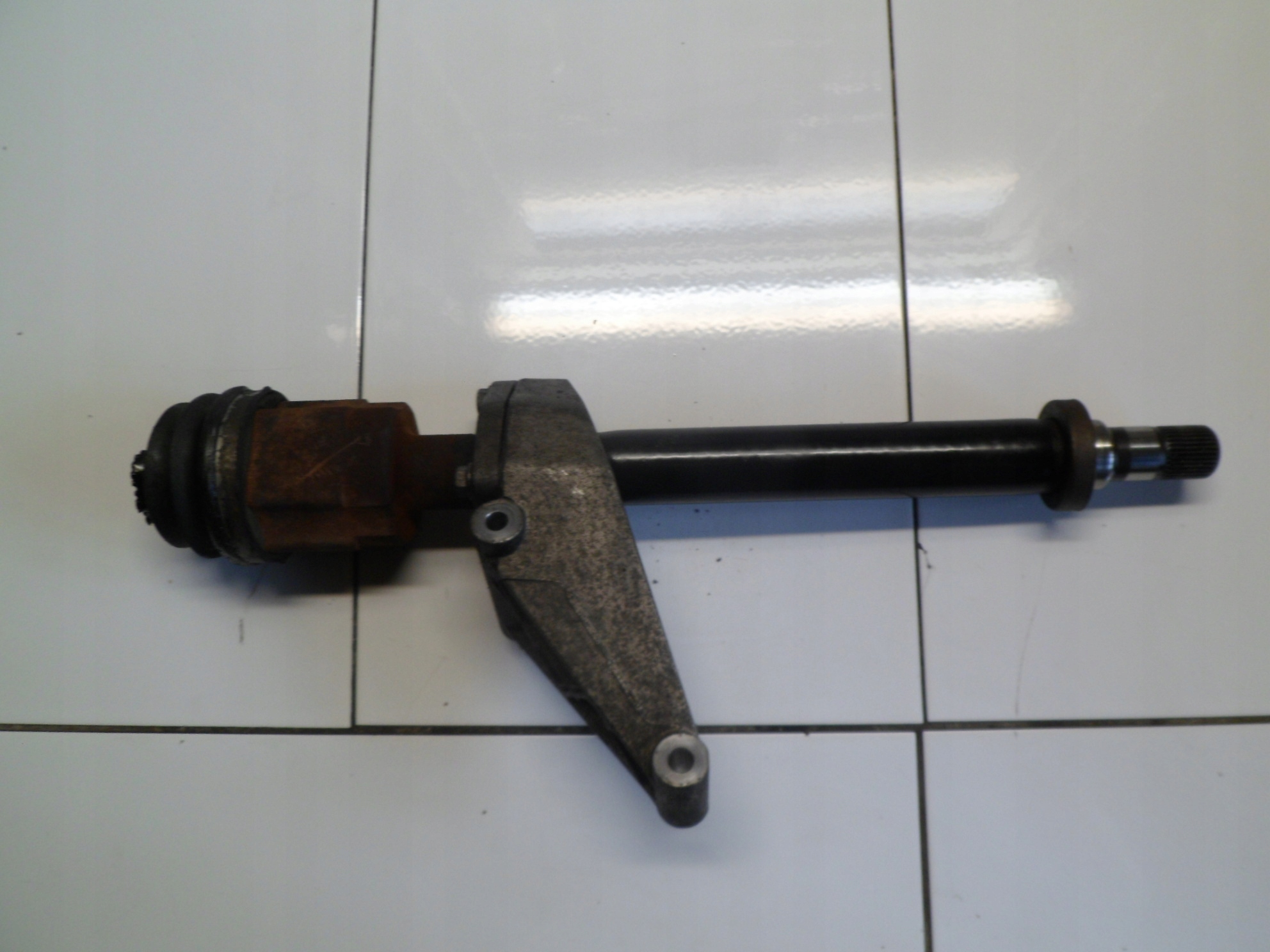 OPEL ASTRA J 1.4 T A14NET Demi axe Support 13369661
