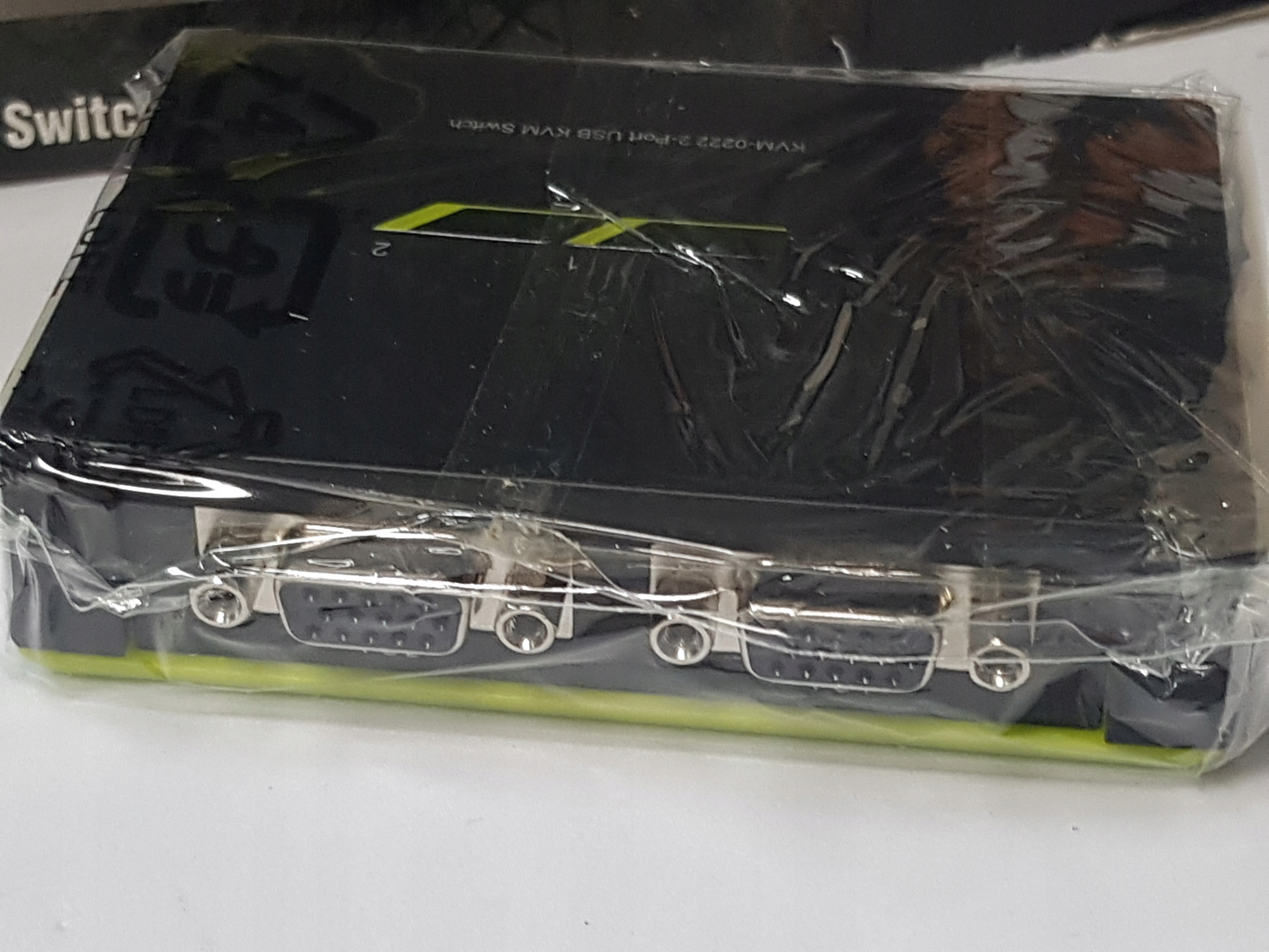 Przełącznik KVM Level One KVM-0222 czarny