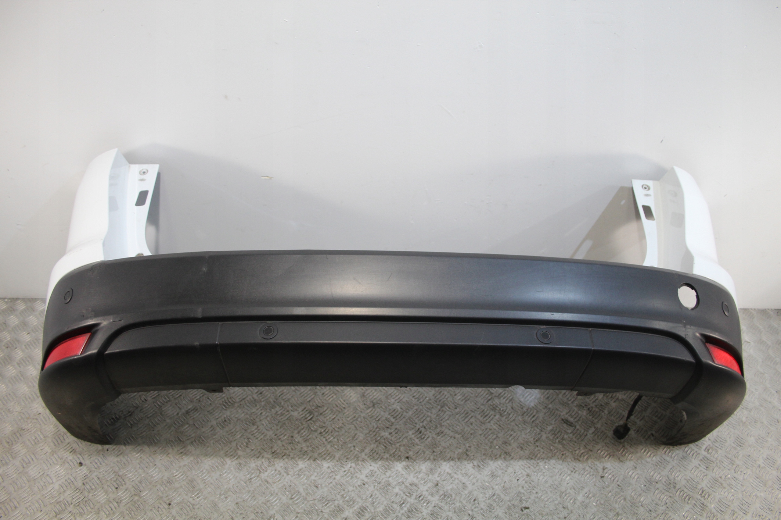 STOSSSTANGE HECK HINTEN 4X PDC FORD FOCUS MK3 LIFT