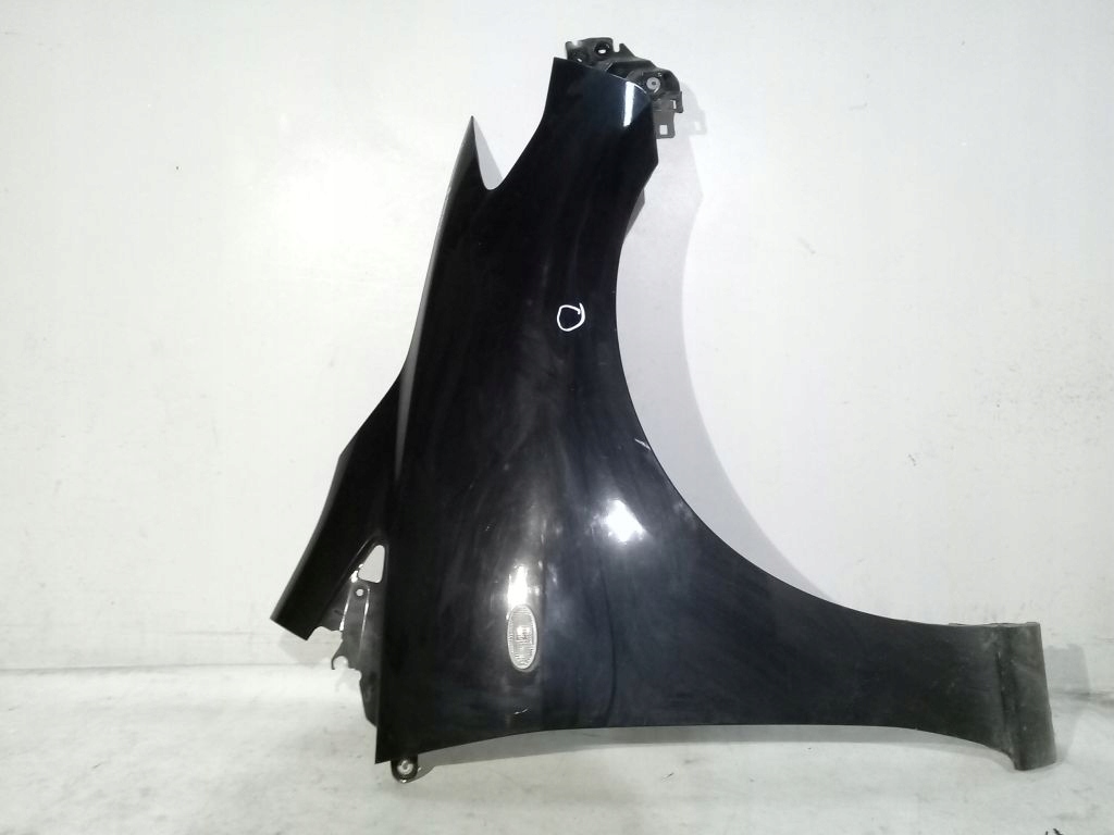 Mazda 5 a blatník pravý 16W