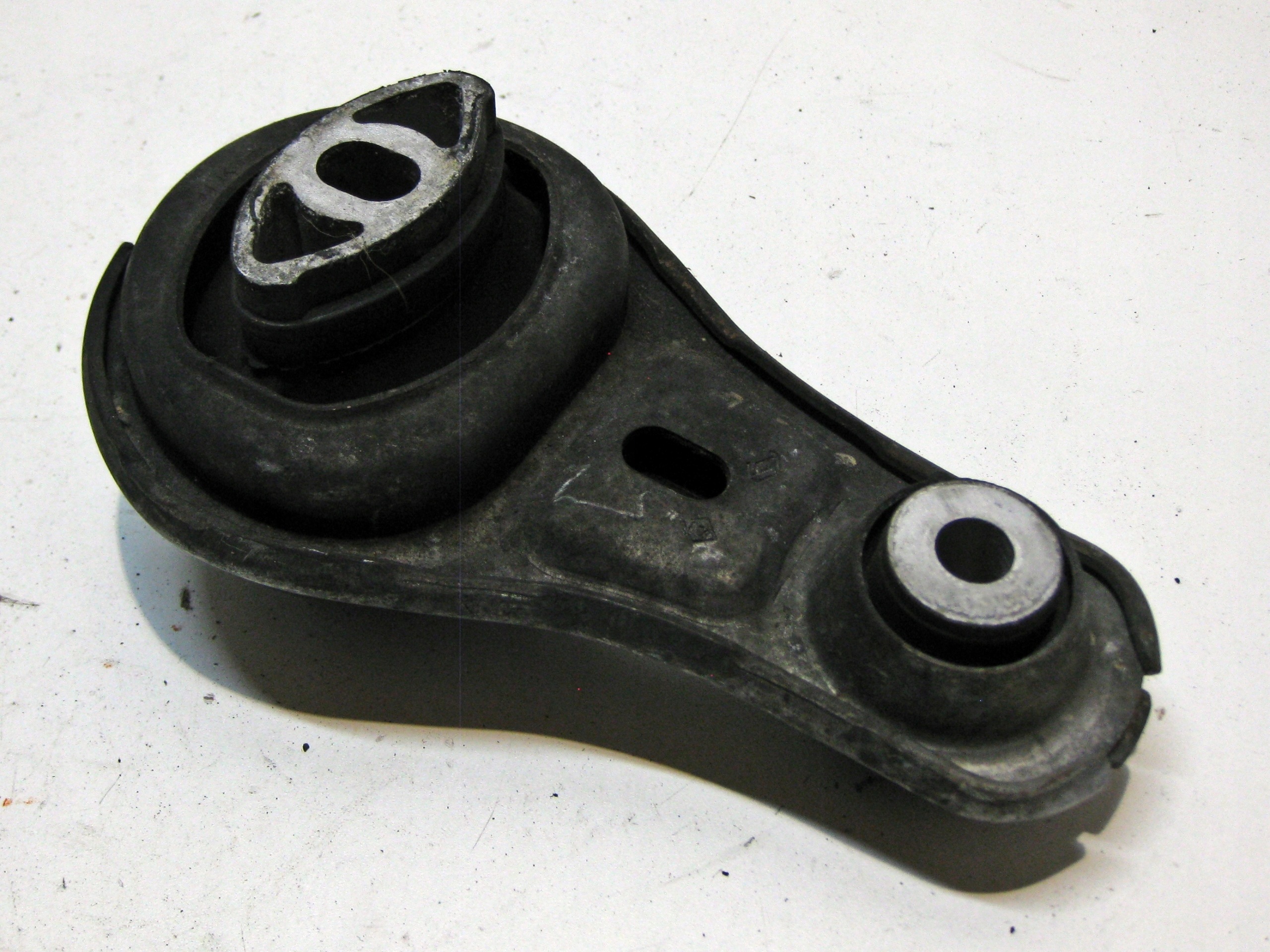 RENAULT MASTER III LIFT supporto supporti motore usato 93866731