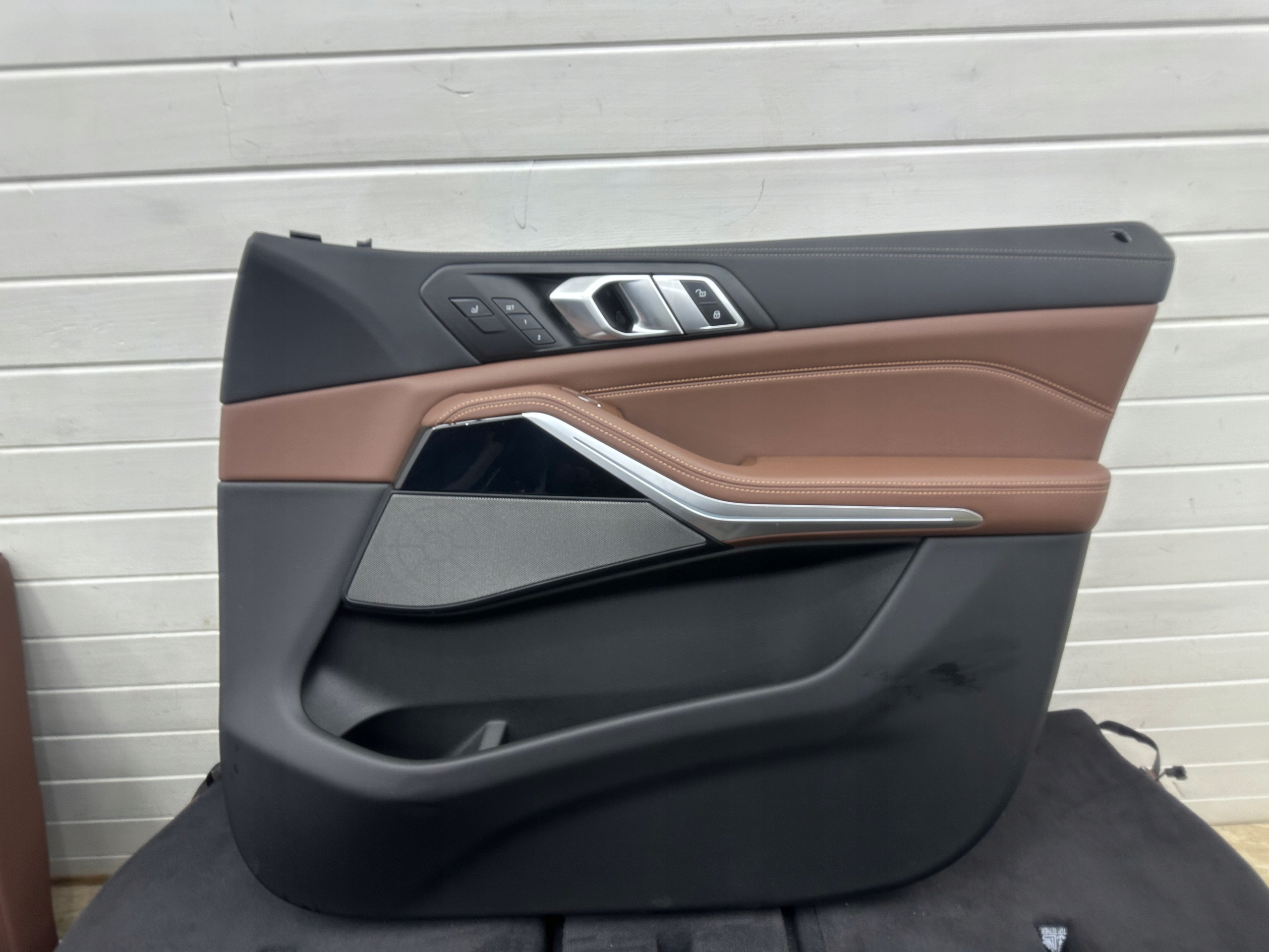 BMW X7 G07 LCI Sitze Sitz innere mitte 6 MIEJSC COFFE KOMFORT