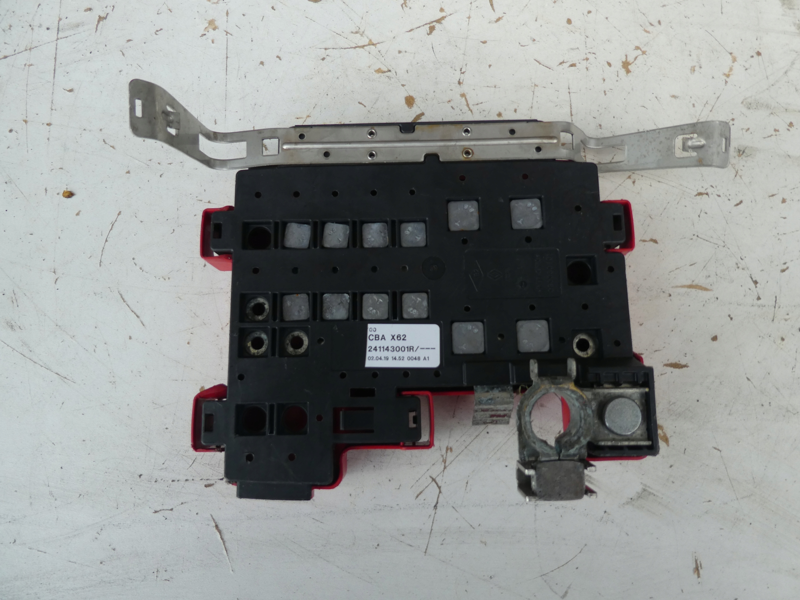 KLEMME AKUMULATORA MASTER MOVANO 2.3 DCI 241143001R
