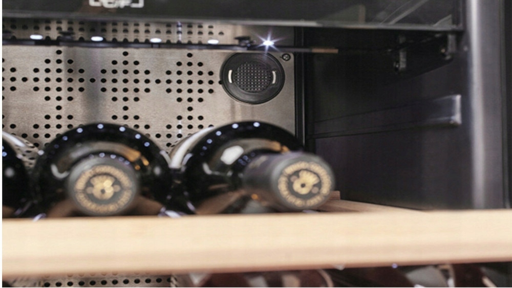 Chłodziarka do wina CANDY CCVB60D 38 szt. 82 cm Funkcje oświetlenie wewnętrzne LED