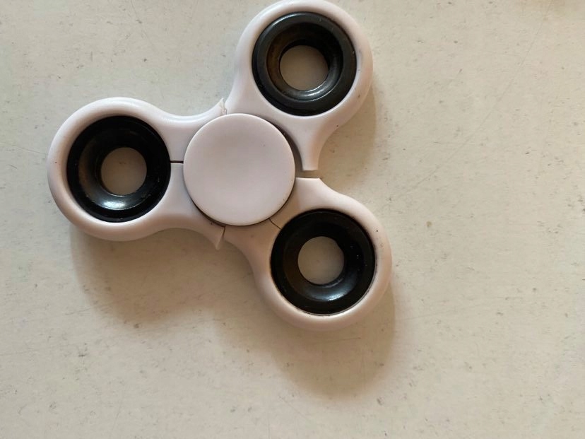 ESPERANZA HAND SPINNER BIAŁY ETF101W USZKODZONY Rodzaj Fidget Spinner