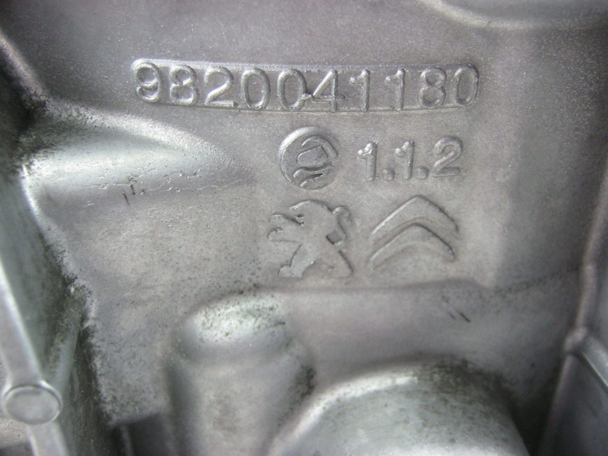 Support plaque Support PEUGEOT CITROEN 2.0 BLUE HDI 9820041180