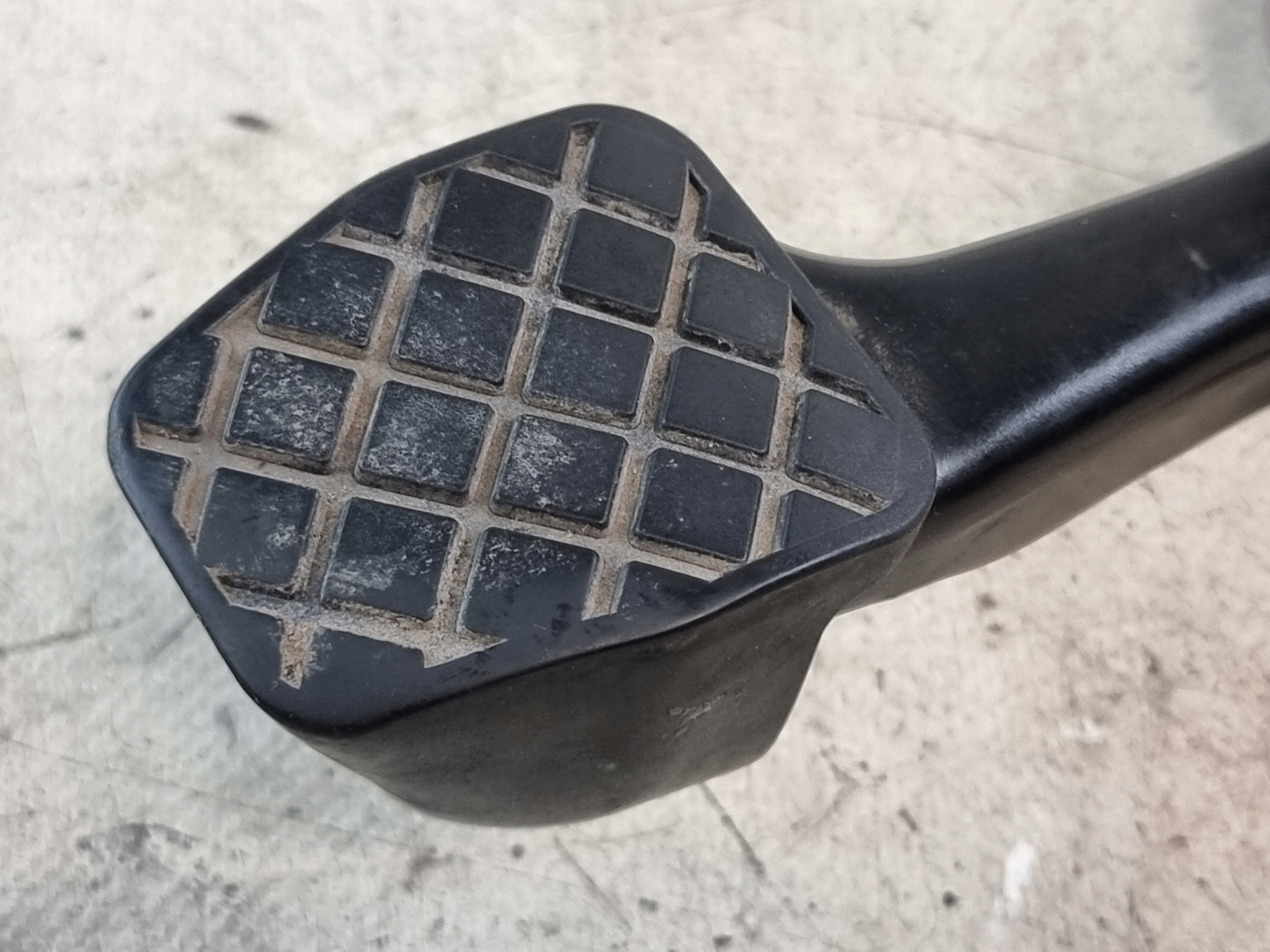 PEDAL Bremse OE 1K1721057L AUDI A3 8P 04r