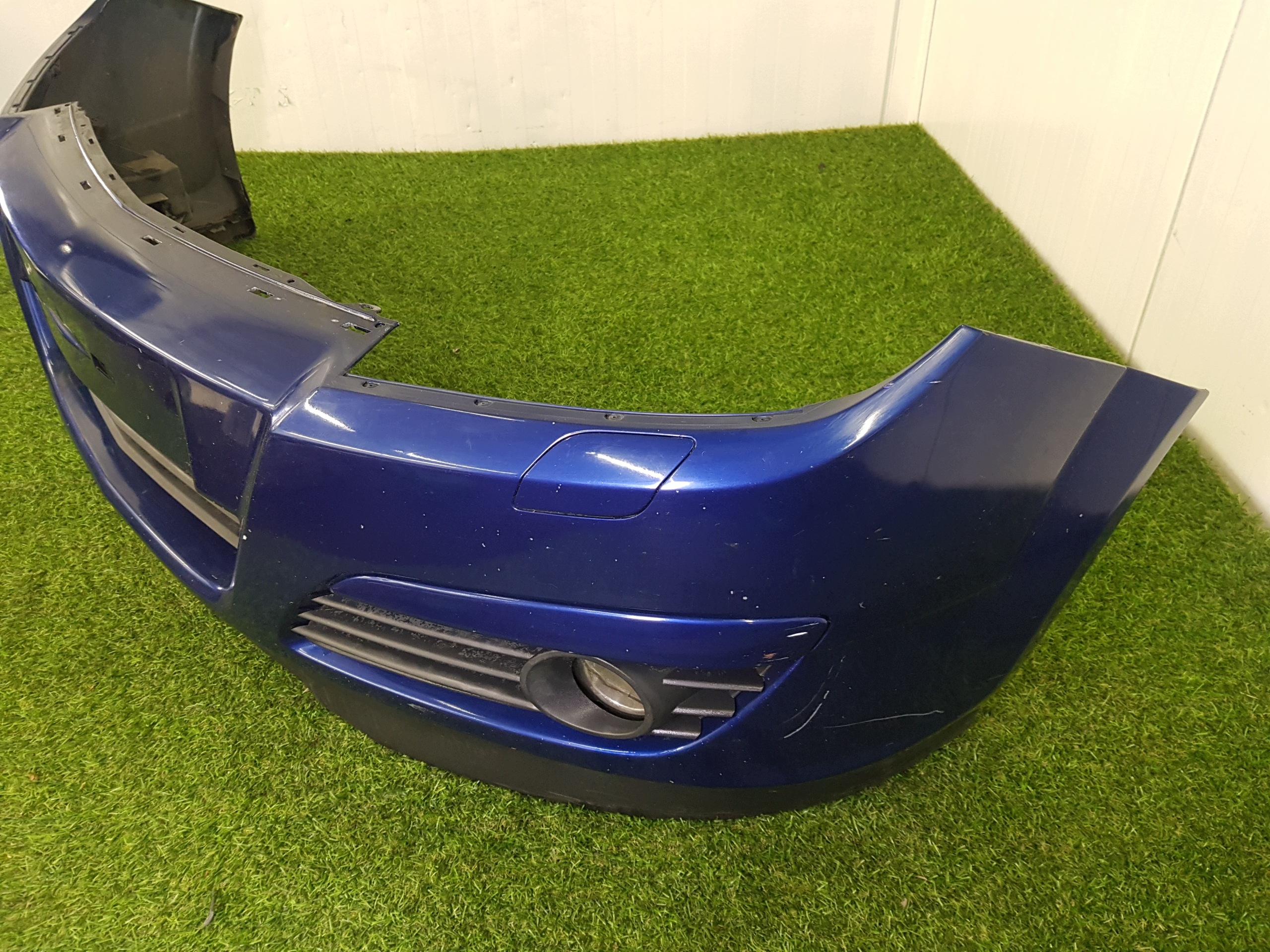 branik prednji dio prednji OPEL ASTRA H