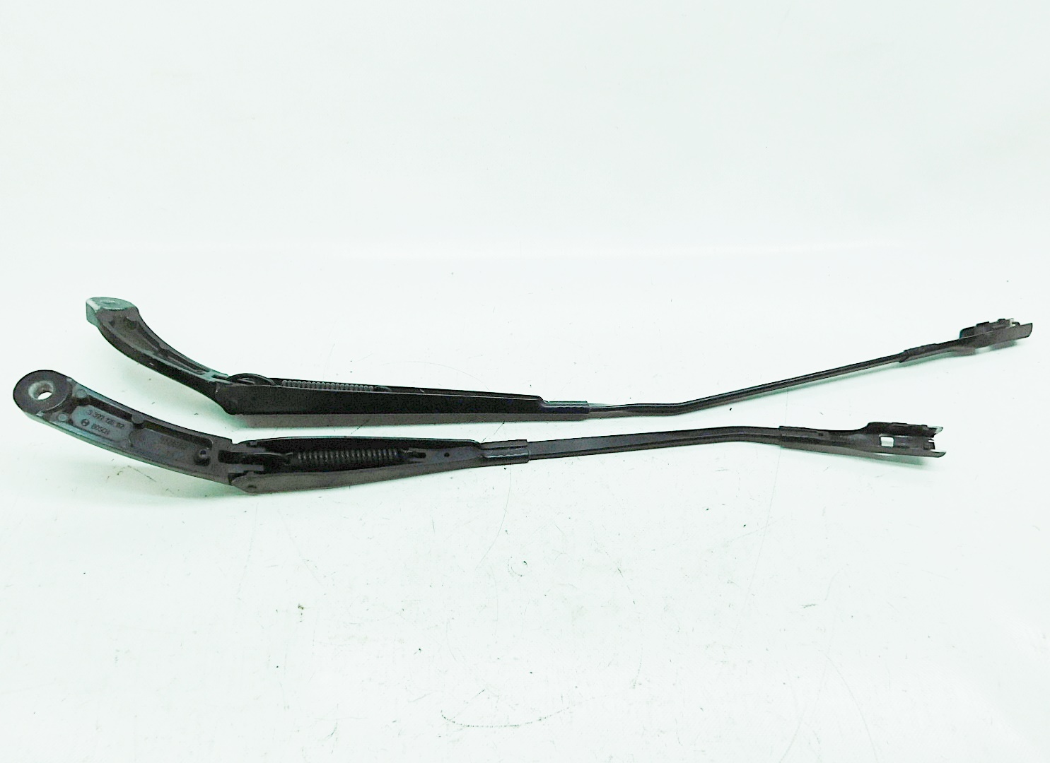 8V1955407 8V1955408 - Рычаги стеклоочистителя передние-AUDI A3 8V 8V1 EU