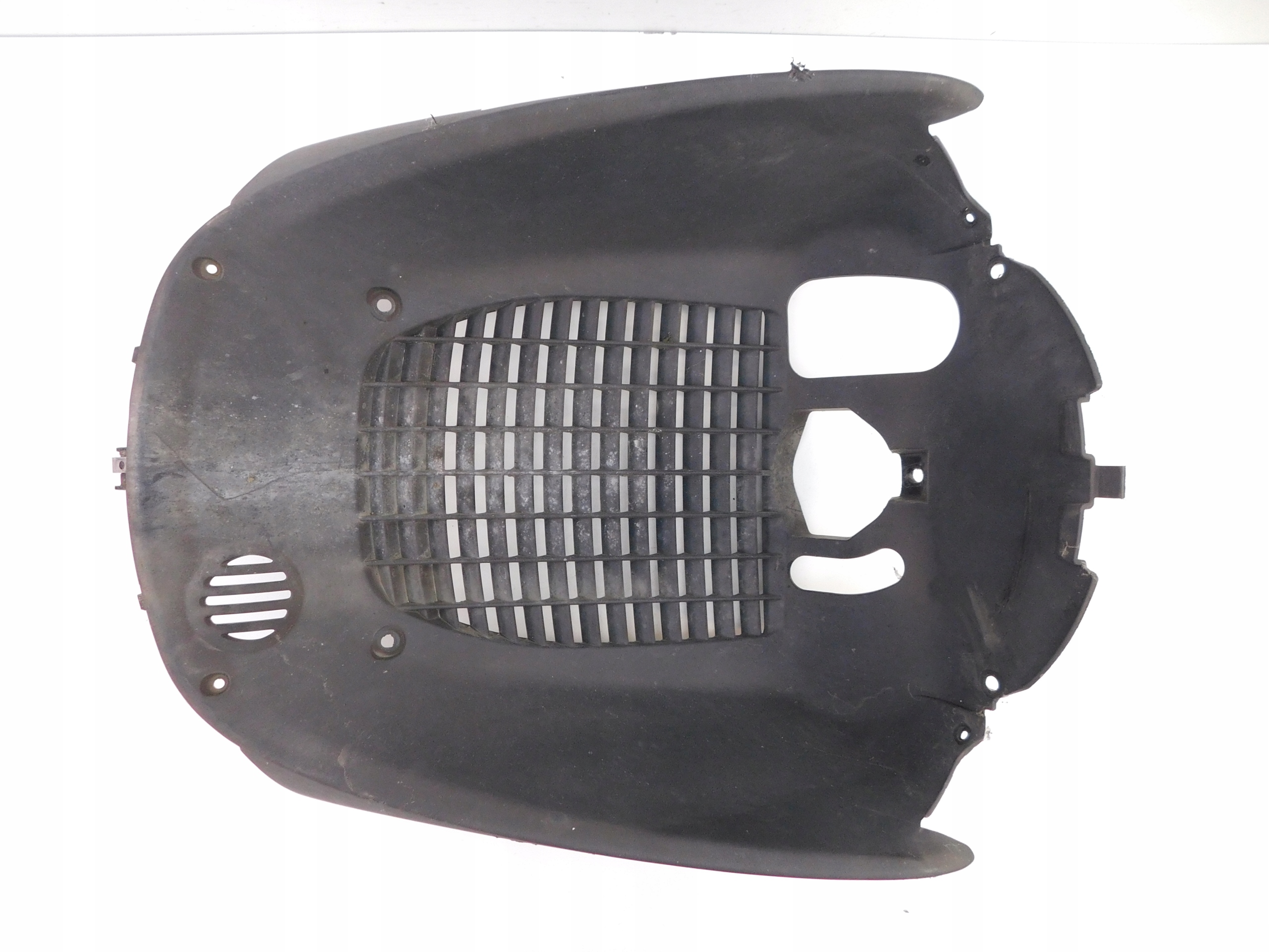 PIAGGIO X7 125 колесная арка передняя M1