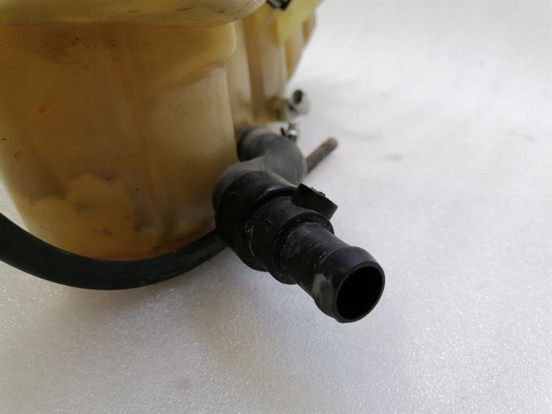 PORSCHE 911 992 TANK 992121407B