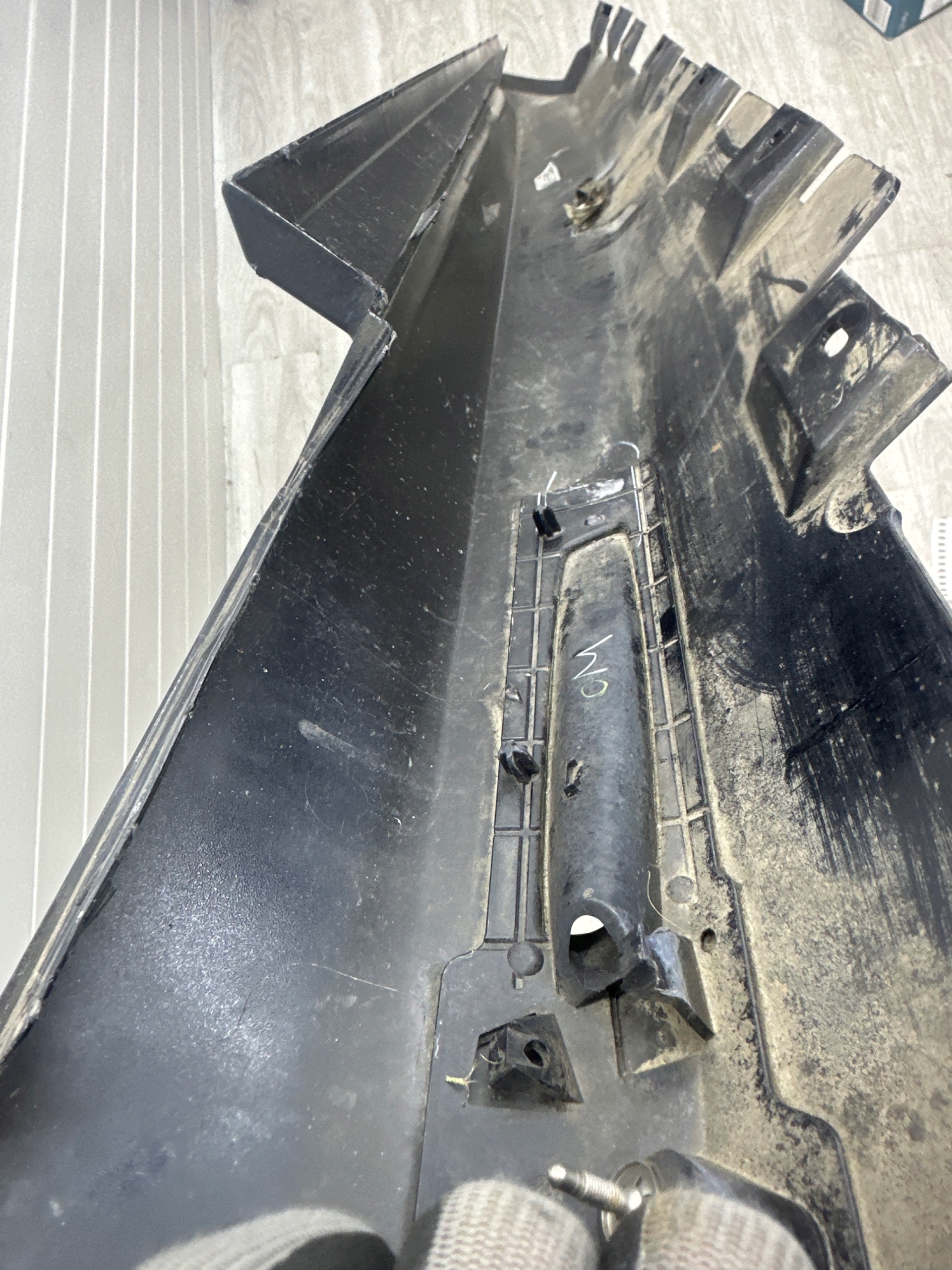 BMW X5 G05 m-packet moulding threshold cap right 8069278