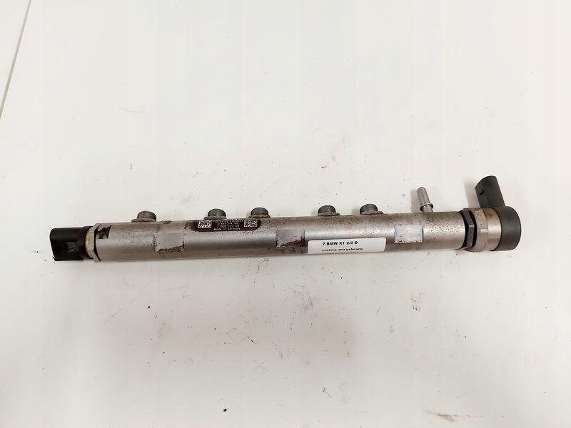 BMW OE 7809127 02 топливная рейка