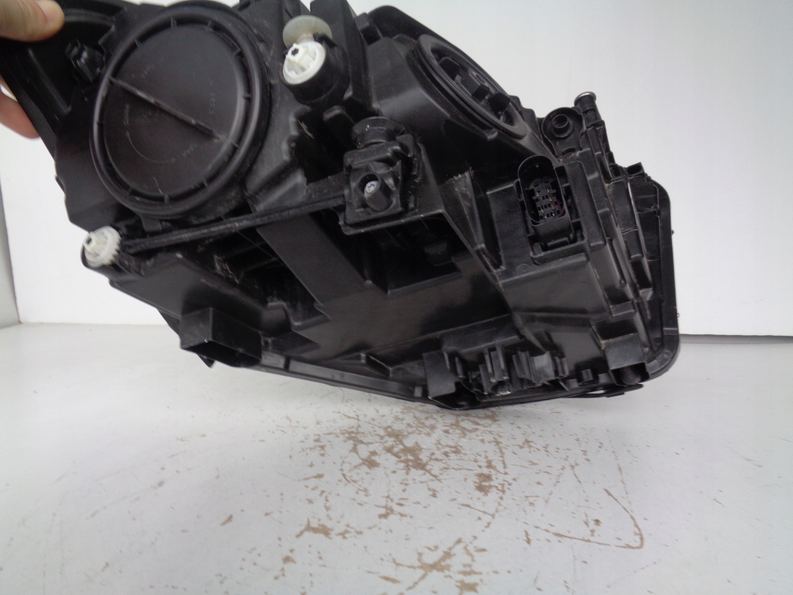 light left REFLEKTOR MERCEDES GLA W247 18- LED
