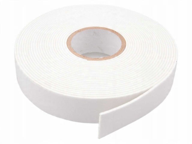 

Biała taśma dwustronna 17mm/4m montażowa (2289a)