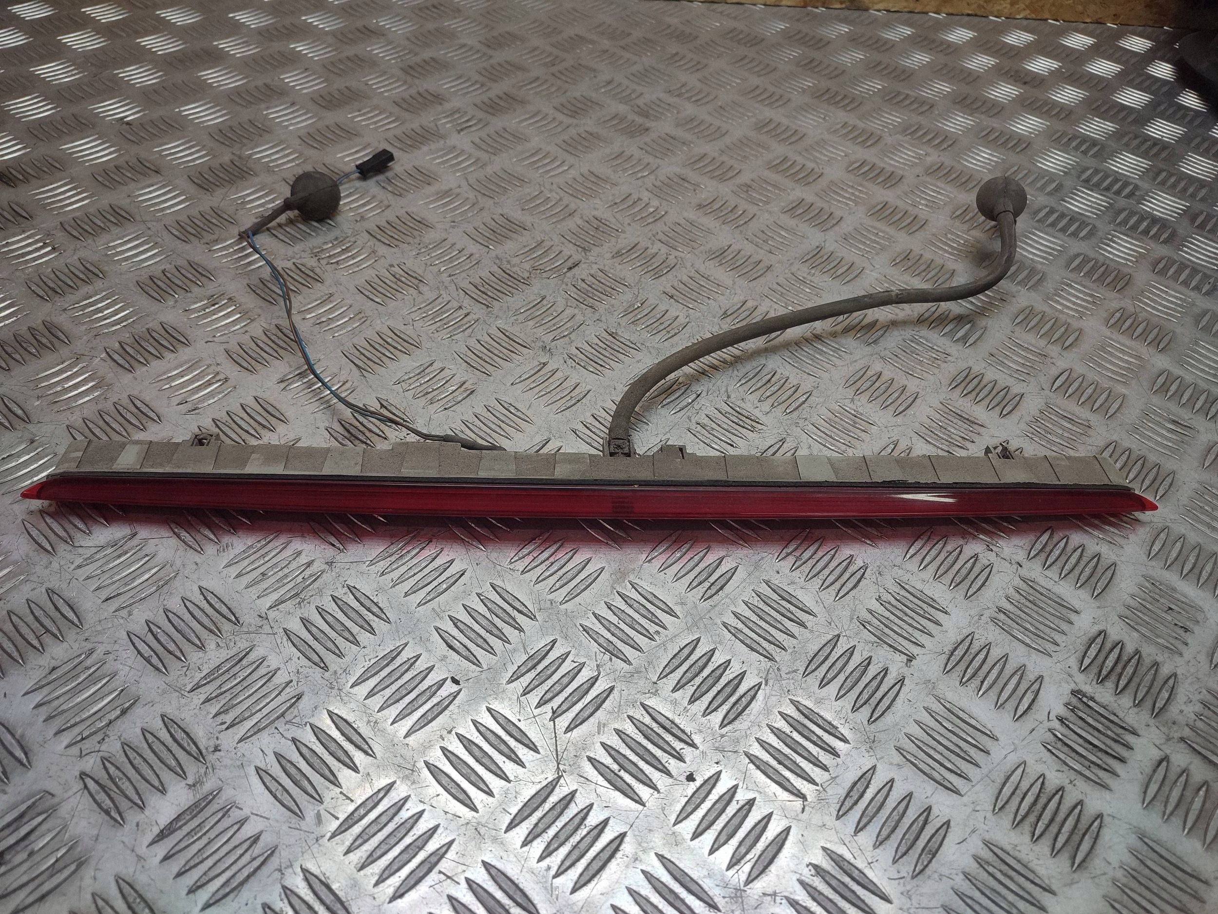 Trzecie light stop BMW 5 F11 7203224