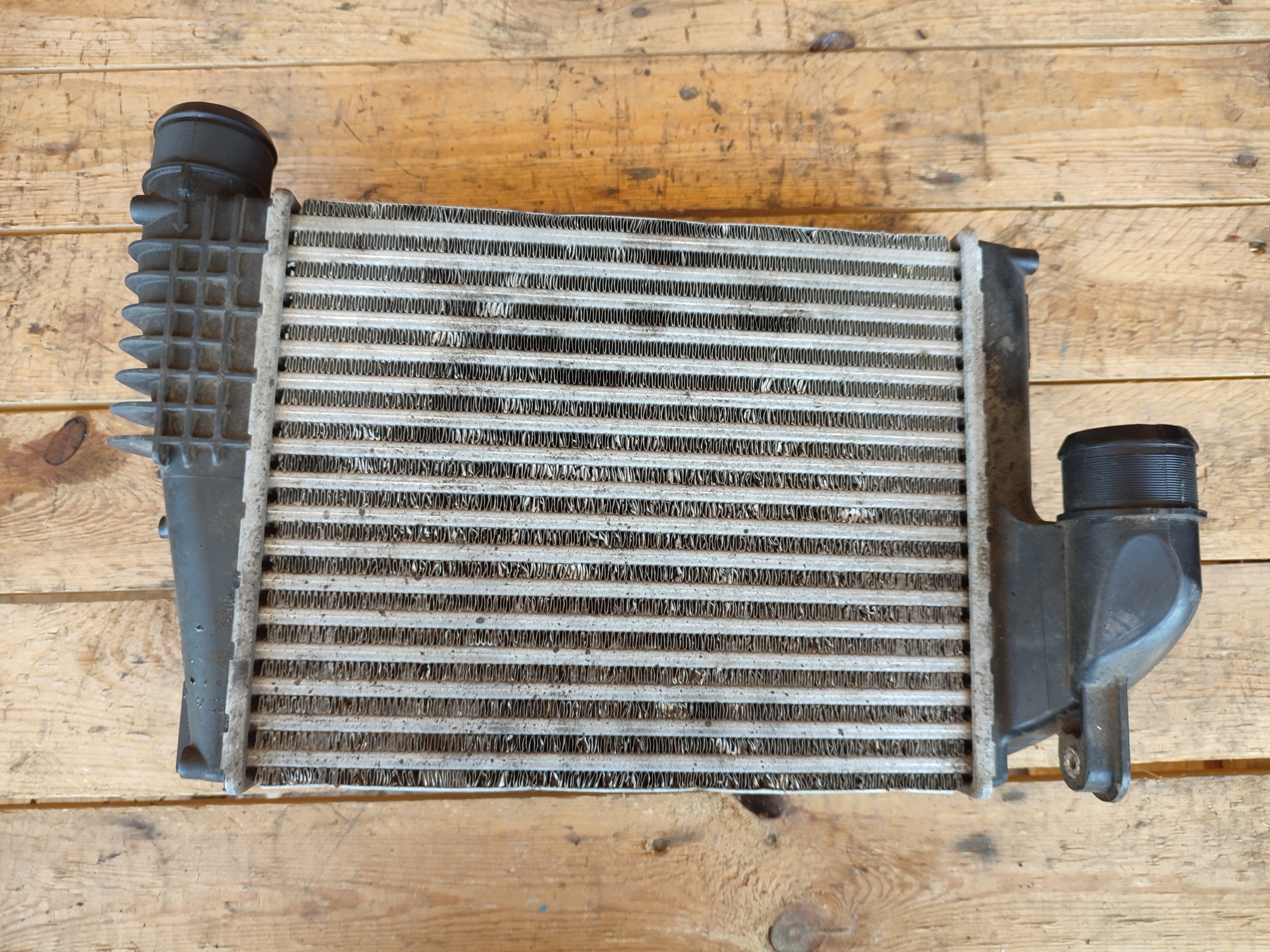 intercooler hűtő levegő Peugeot / Citroen