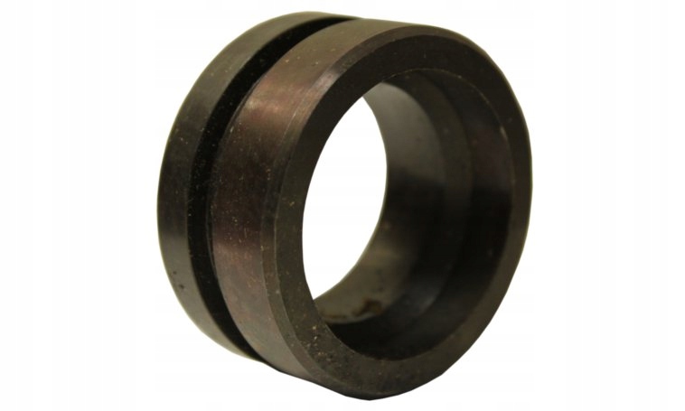 

Tulejka napędu pompy hydraulicznej T-25 2522108A