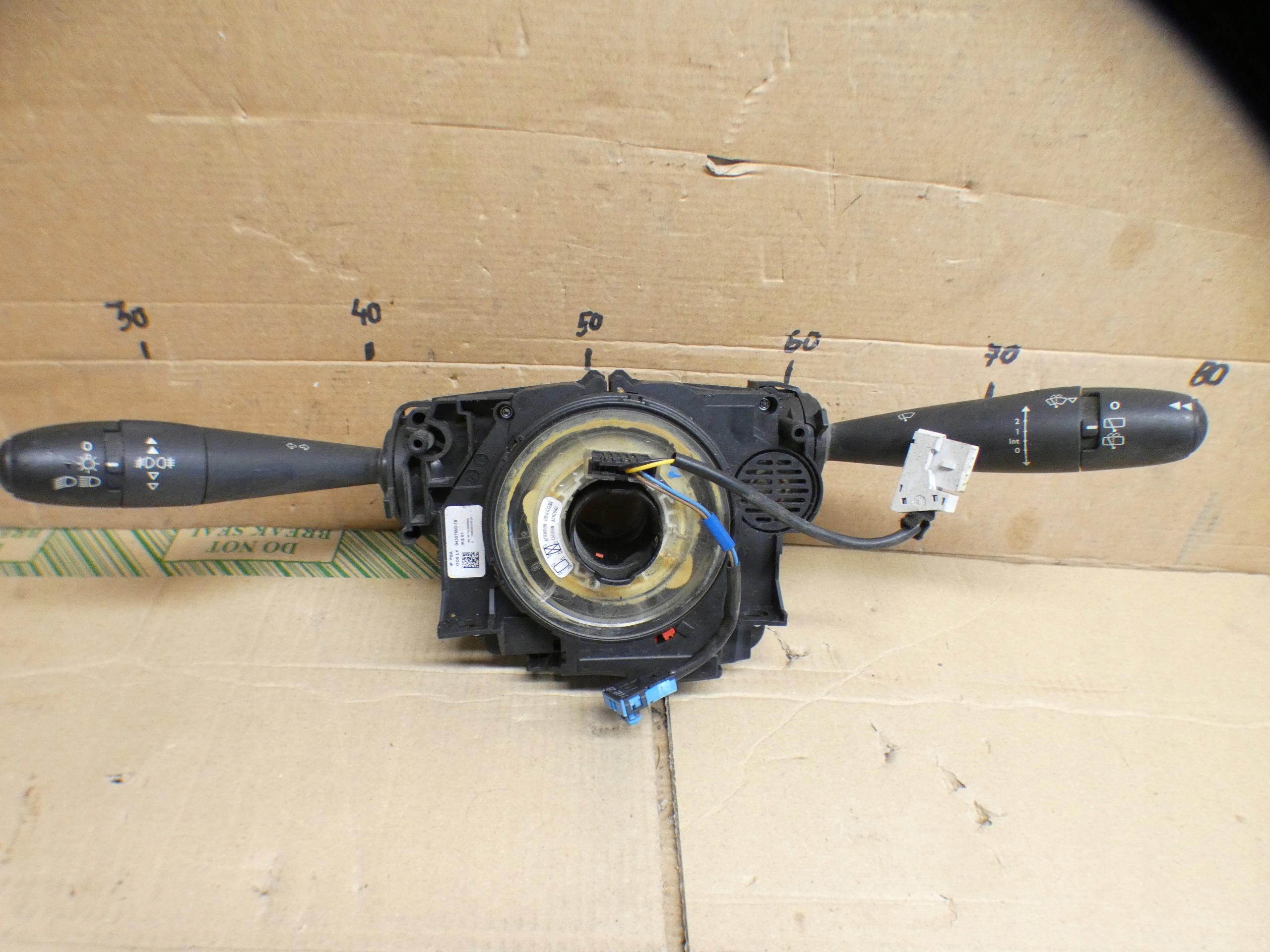 steering wheel levers and controls ring Citroen C3 II DS3