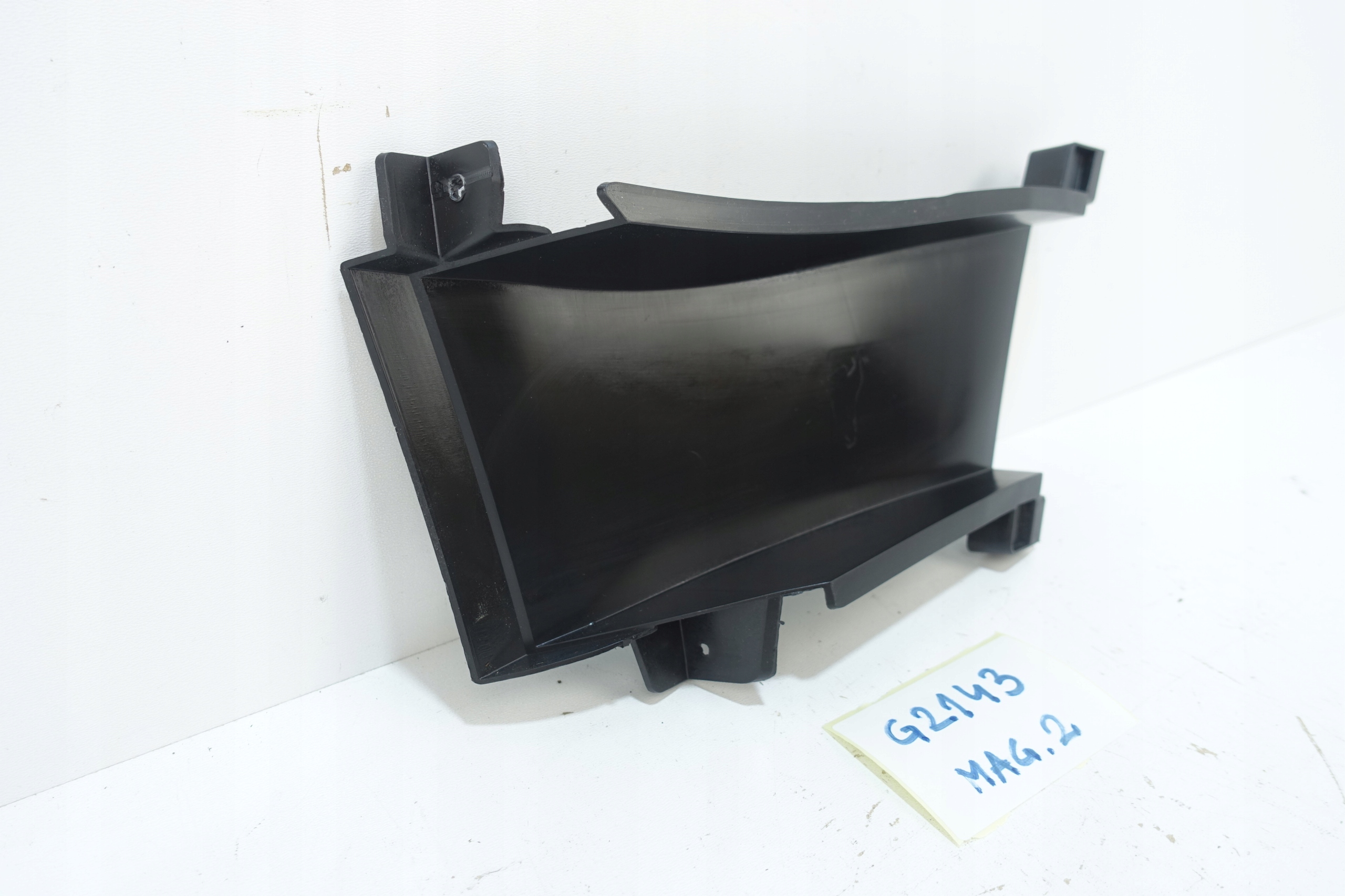 HYUNDAI I30 III 2017- intake air duct air line left front 86567-G4AA0