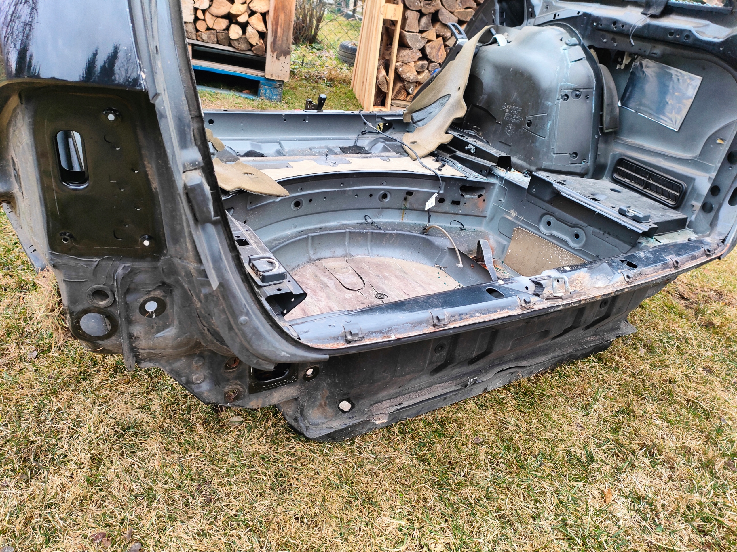 MERCEDES E KLASA W211 fender rear quarter KOMBI rear panel right left