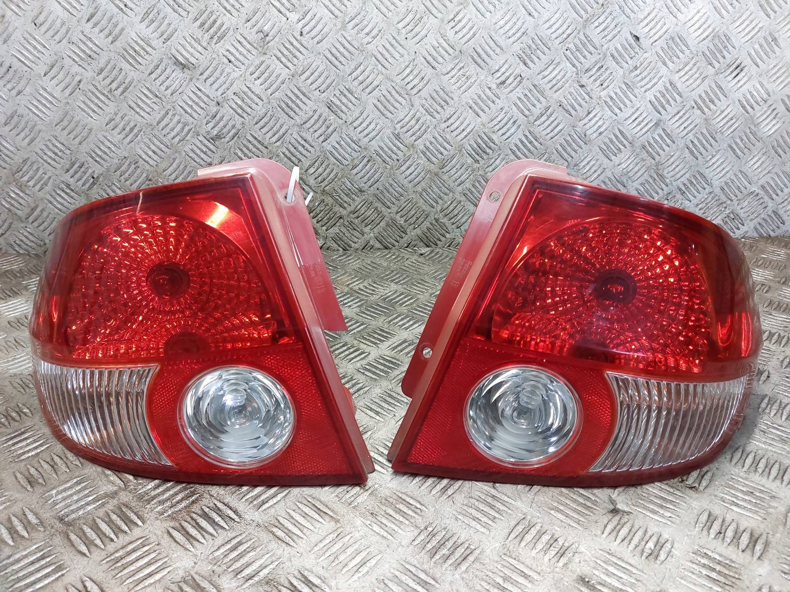 light left rear part + right rear part HYUNDAI GETZ and