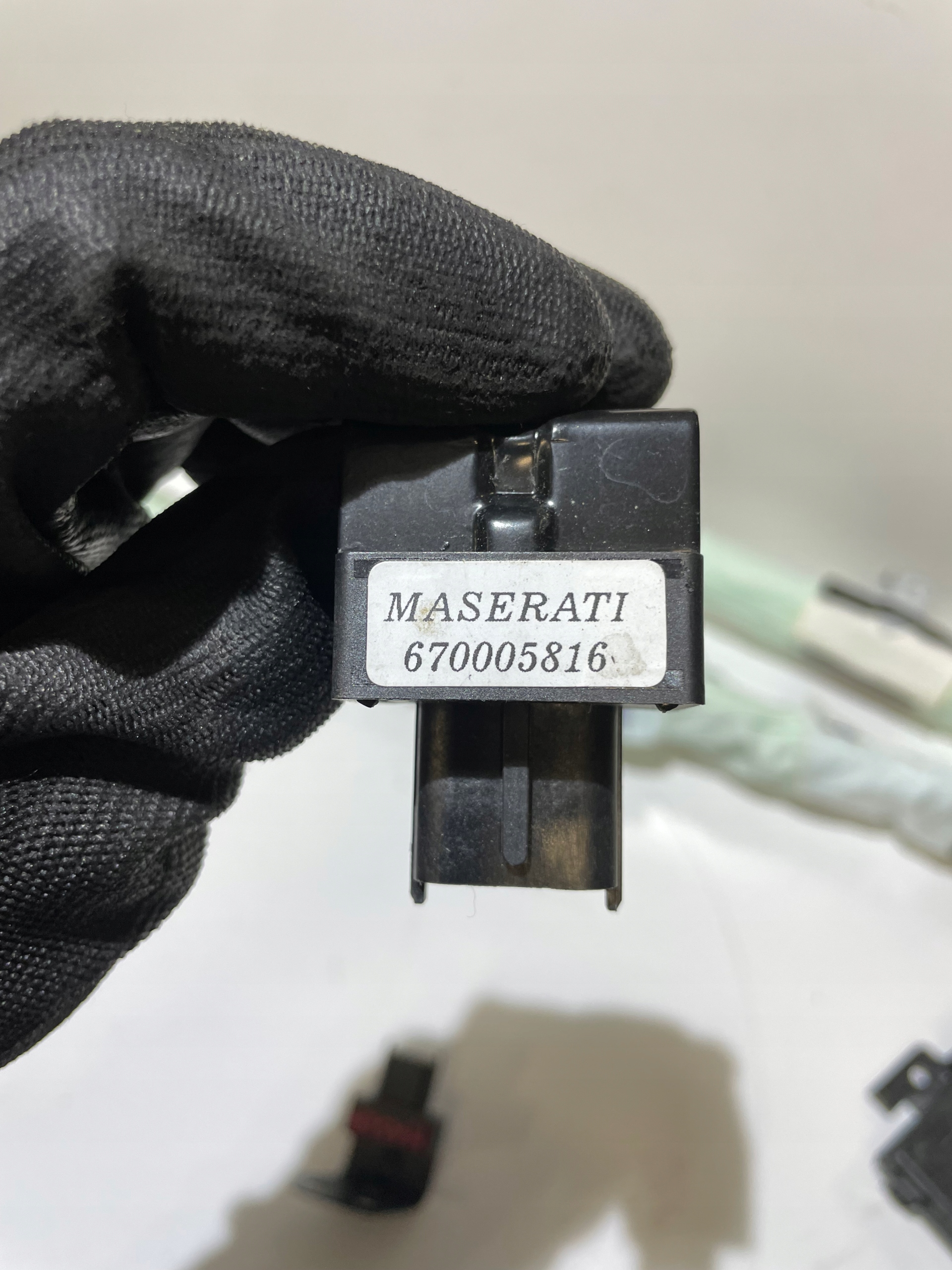 MASERATI LEVANTE SENSOR 670005816