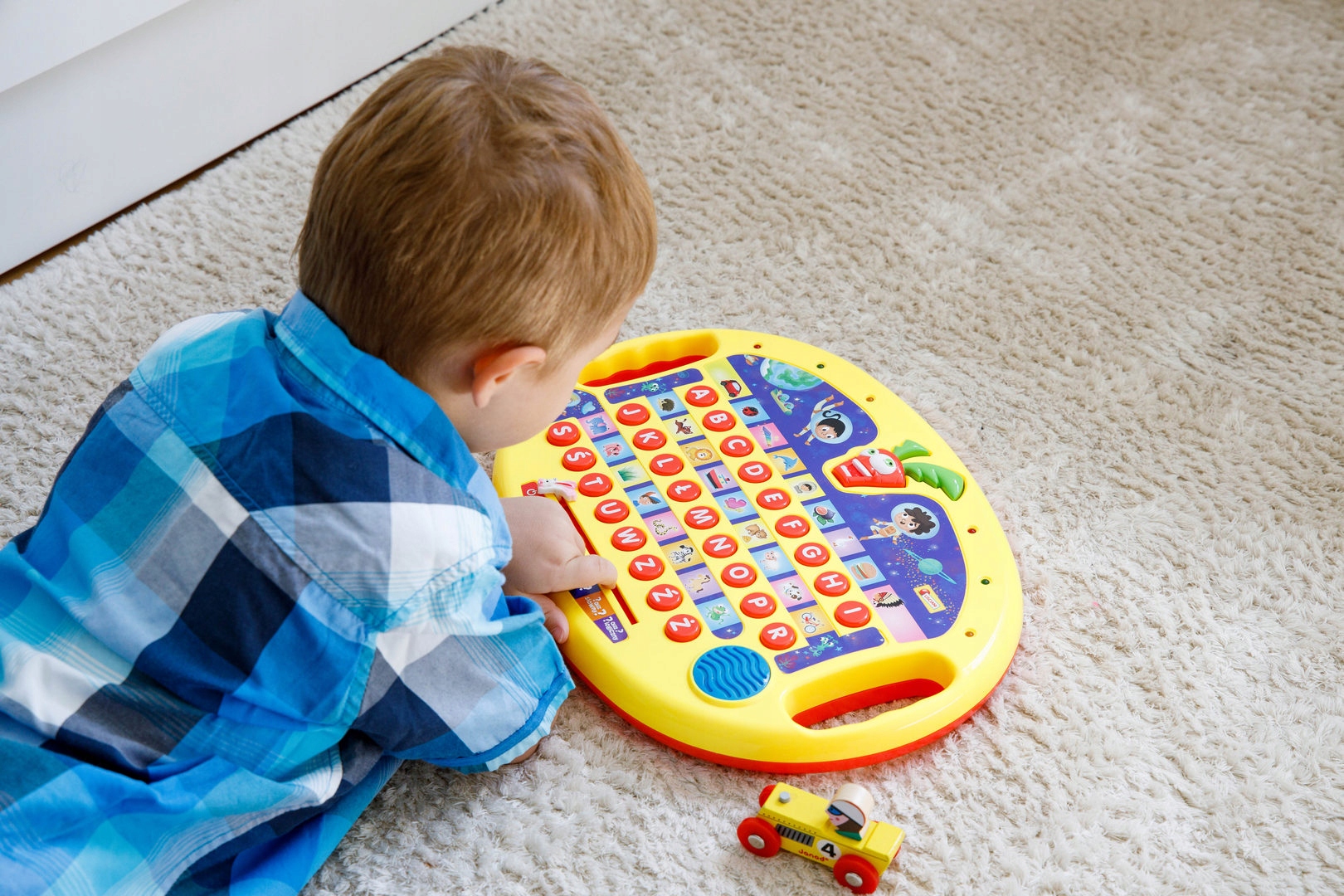 LISCIANI CAROTINA KOSMICZNY ALFABET 77410 Bohater brak