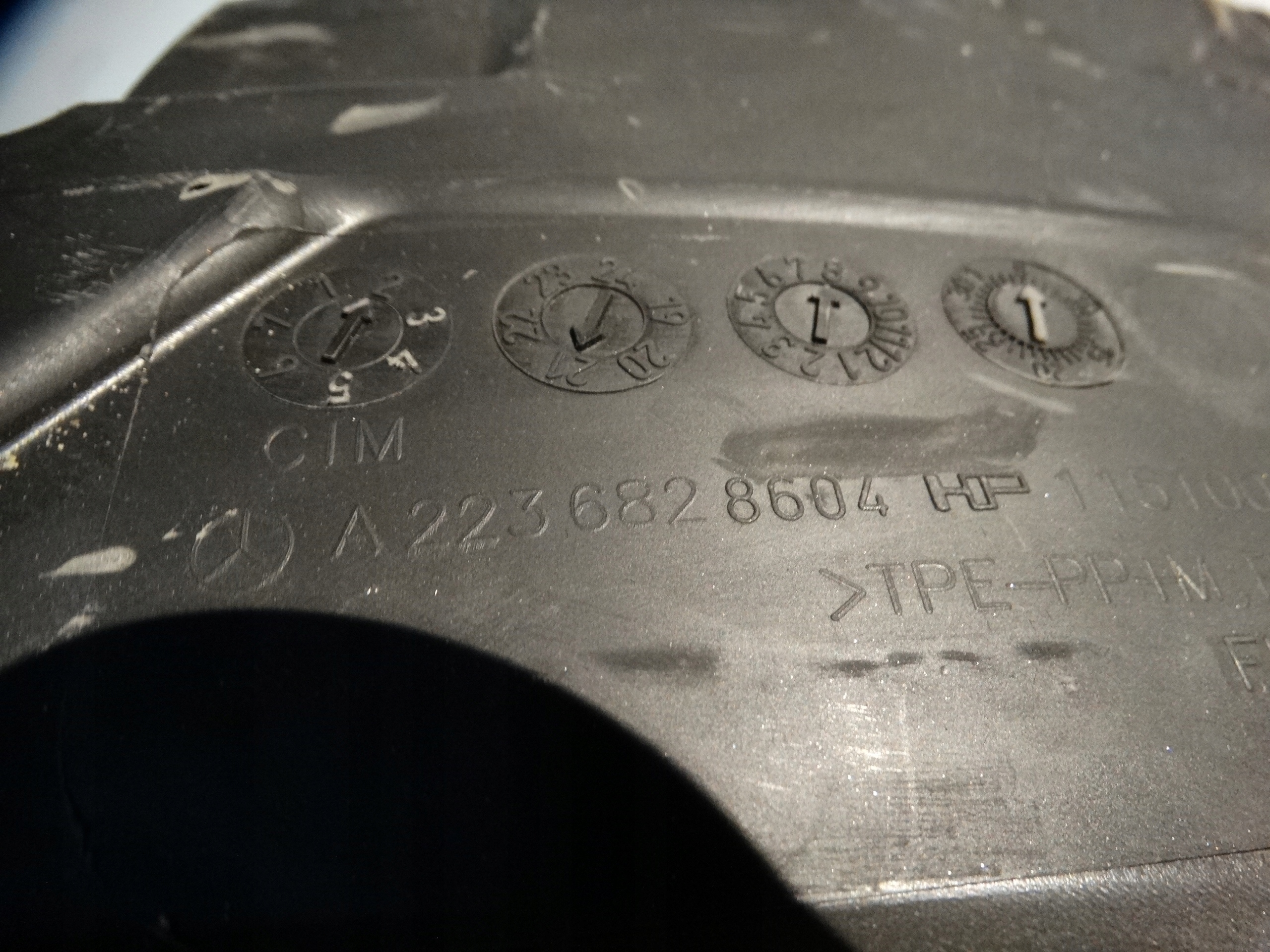 IDEAL INSONORISATION SIÈGE ARRIÈRE MERCEDES W223 1