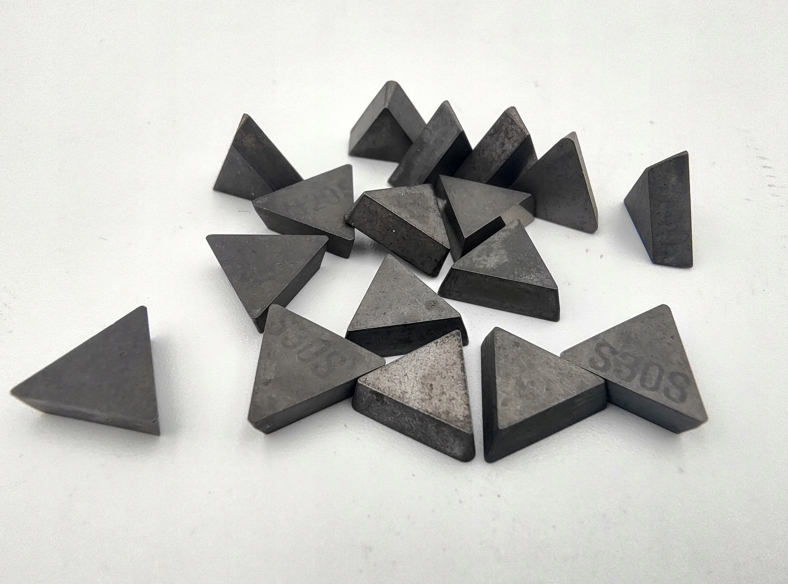 PŁYTKI WIELOOSTRZOWE TPUN 1103 BAILDONIT LUZ