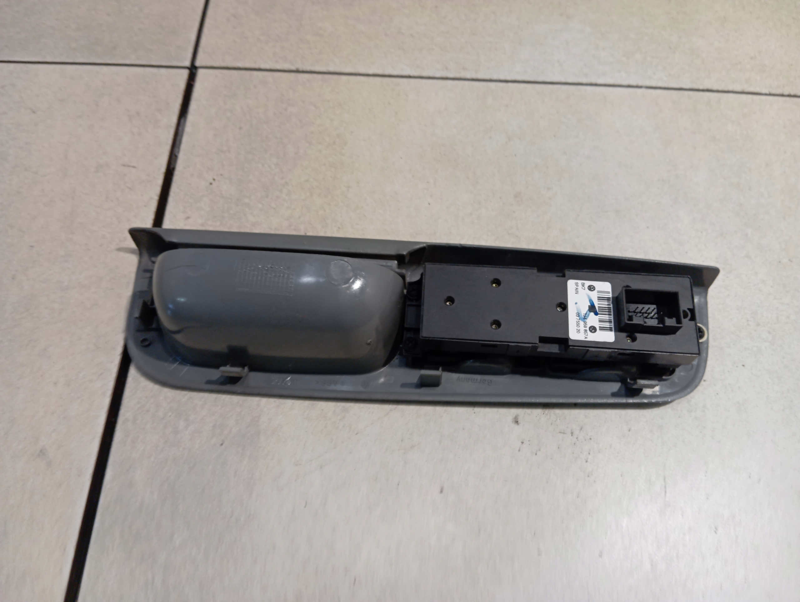 PANEL window control switch left front SKODA OCTAVIA 1.9 TDI IJ4959857A