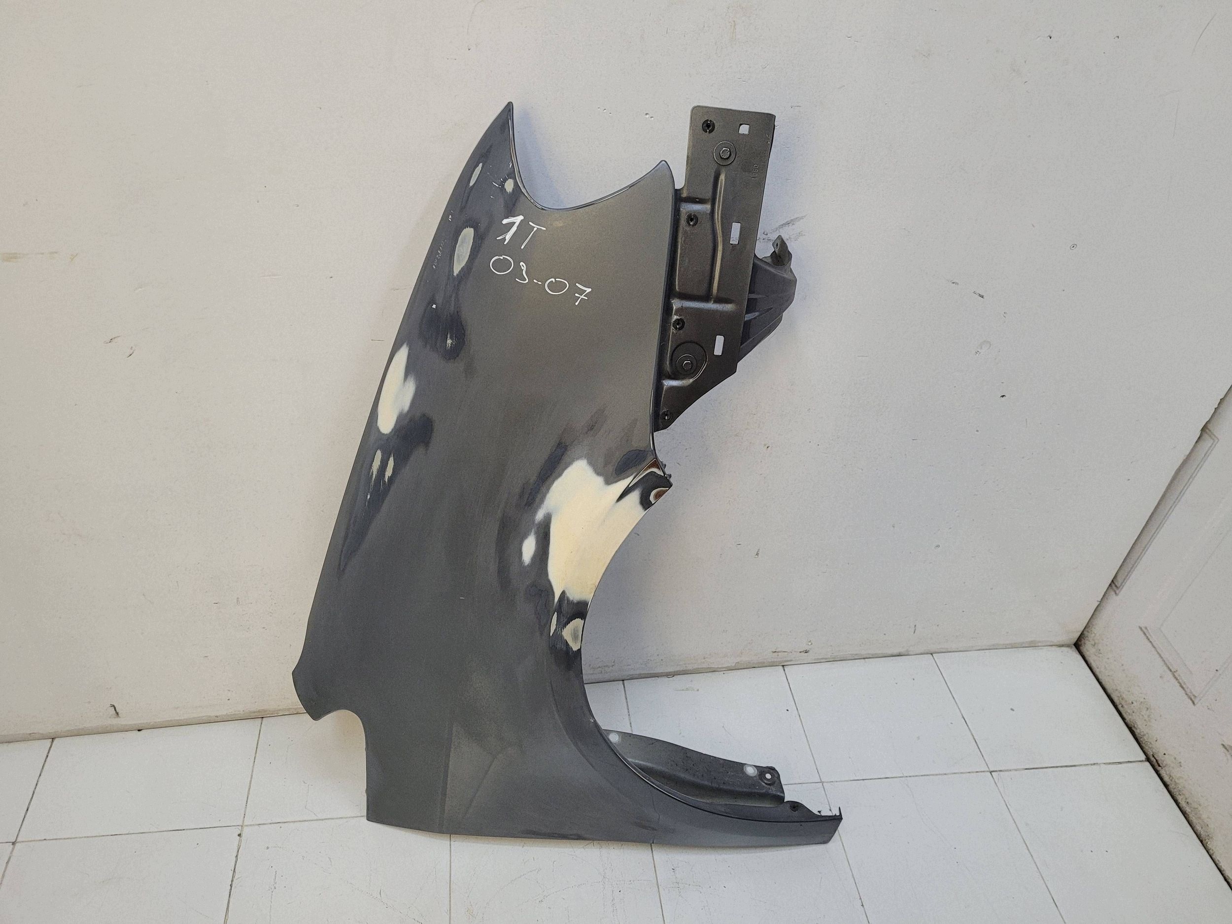 VW CADDY 2K fender left front front 03-10R