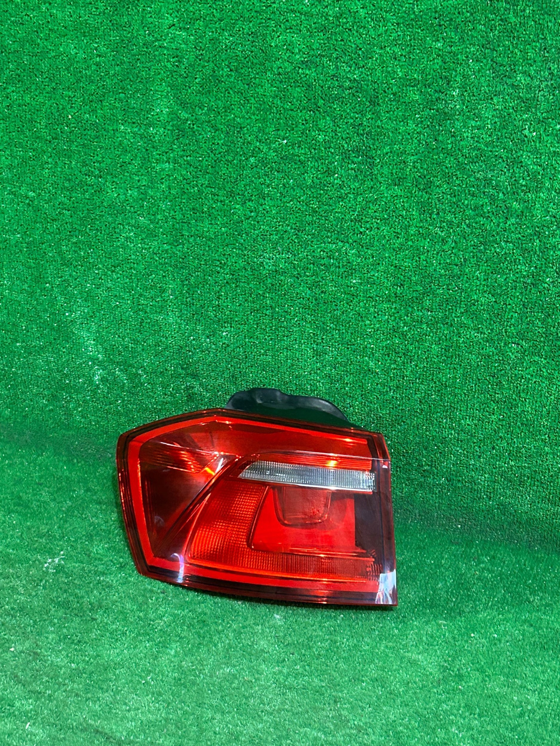 light rear part rear left VW GOLF SPORTSVAN